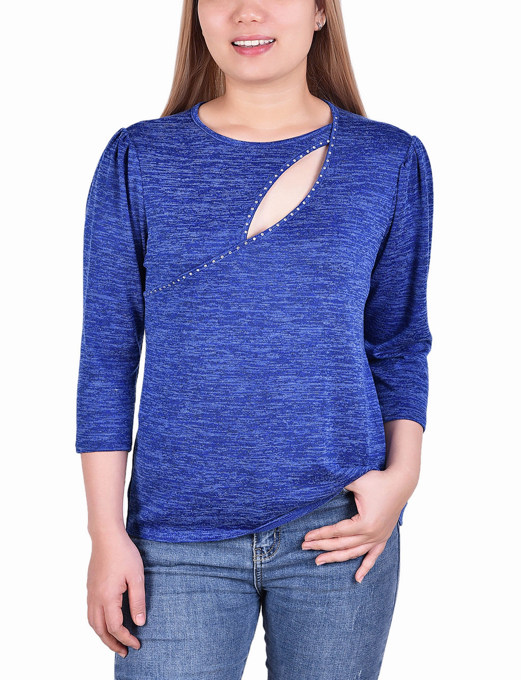 YarnBlend Relaxed Design 3/4 Sleeve Cutout Neck Top With Studs