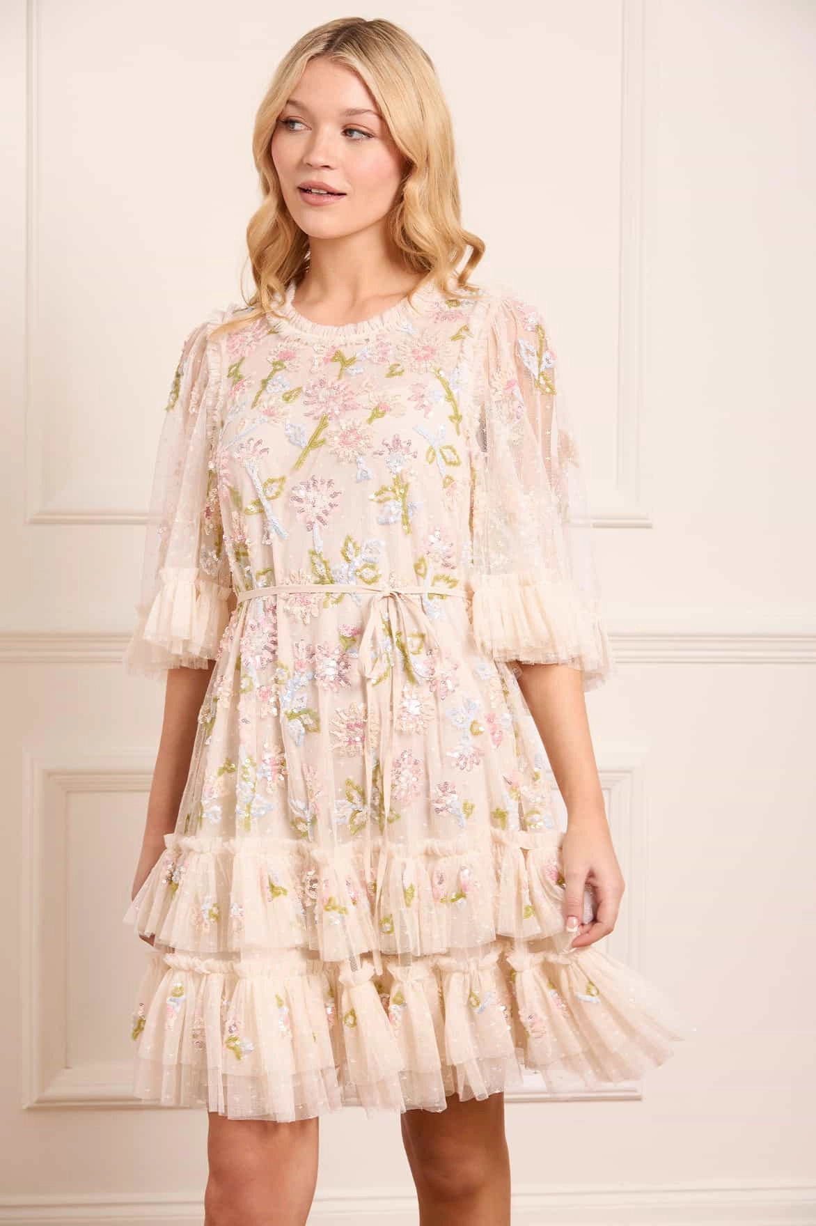 Street Elegance Vibrant Form Sequin Dandelion Gloss Mini Dress