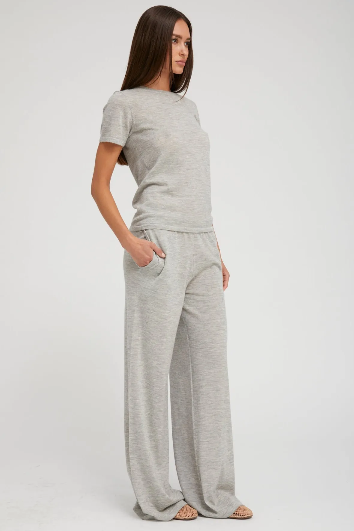 Flexible Design Oxford Ultra Fine Cashmere Tee