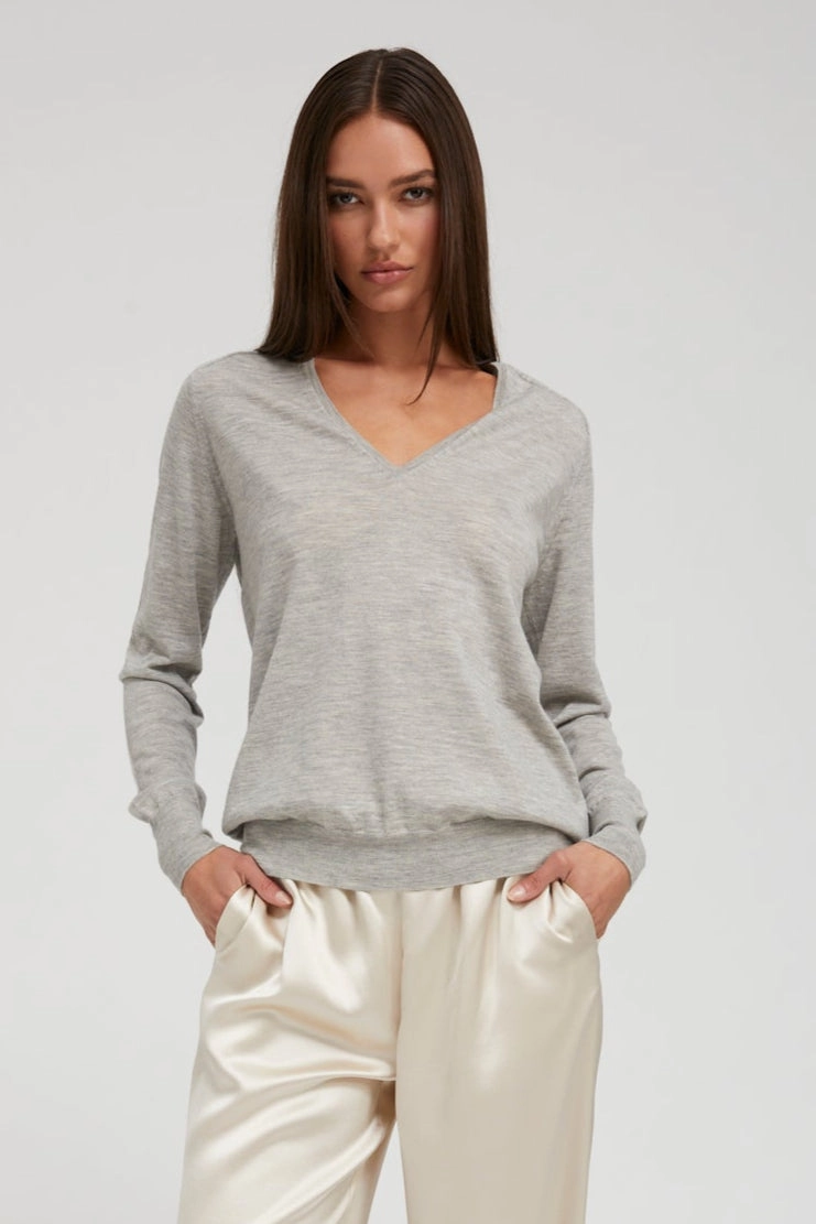 Oxford Cashmere V-Neck Sweater Multipanel Construction
