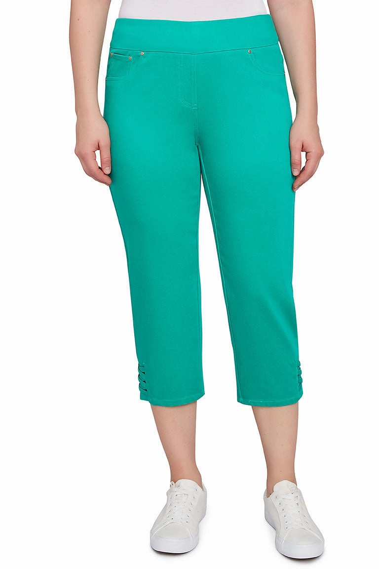 Stay Comfortable Structured fabric Paradise Cove Denim Capri Pant