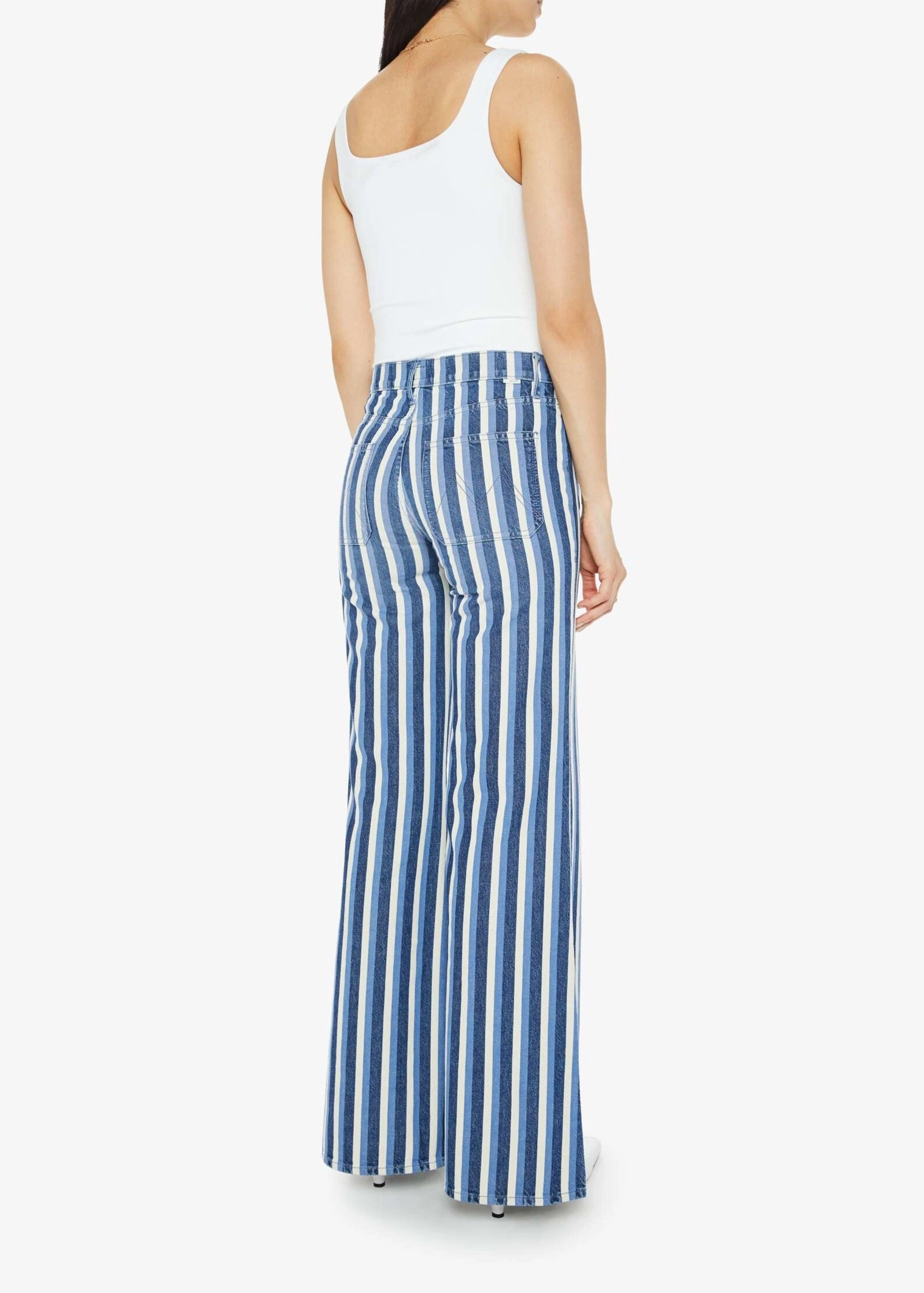 Patch Pocket Twister Sneak in Following Up Home Comfort Autumn Days Elegant All Purpose