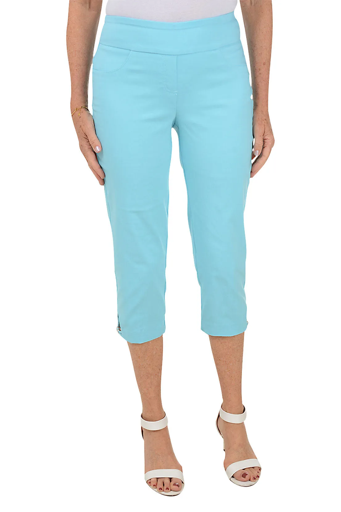 Quick Access Pockets Petite Spring Thing Capri Pant