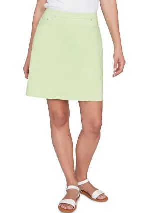 Petite Spring Thing Solid Skort City Tones Minimal Vibe