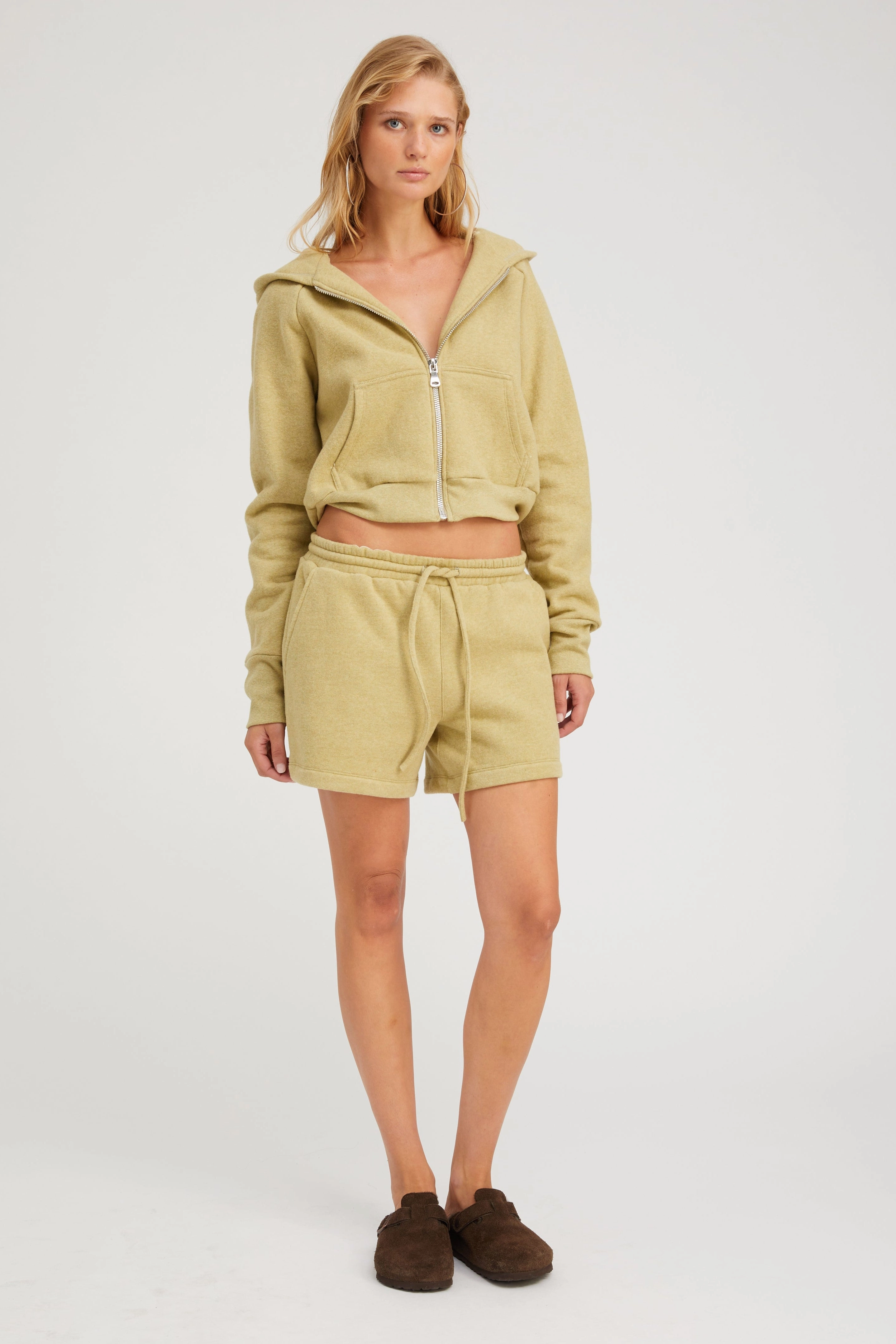 Classic Hoodie Smooth Seam Transition Pistachio Melange Sweatshorts