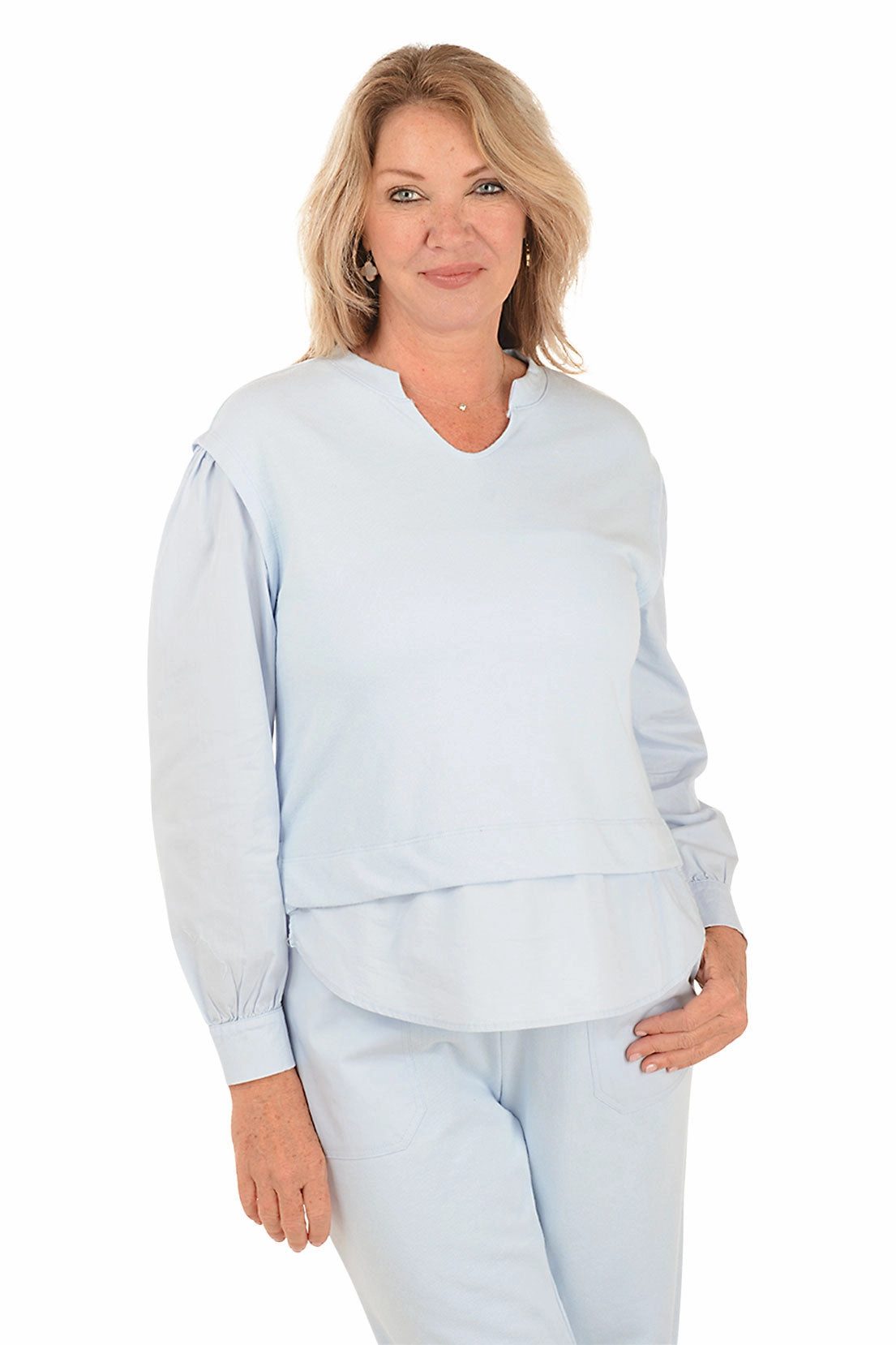 Reinforced Shoulder Seams Ribbed Neckline Poplin Layered Long Sleeve Top