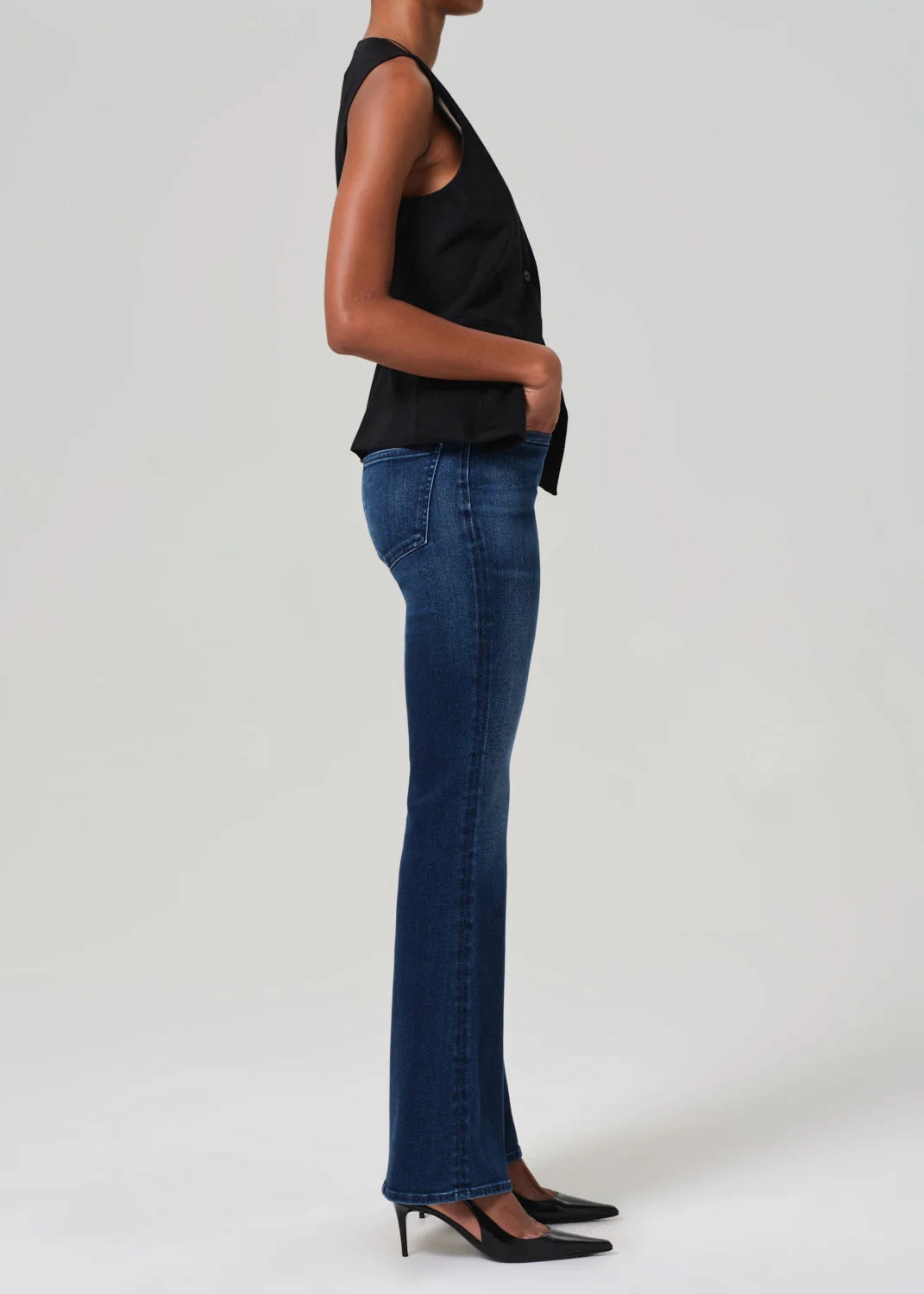 Lilah Flare With Welt Pocket in Marvita Anytime Look Couple Look Lightweight