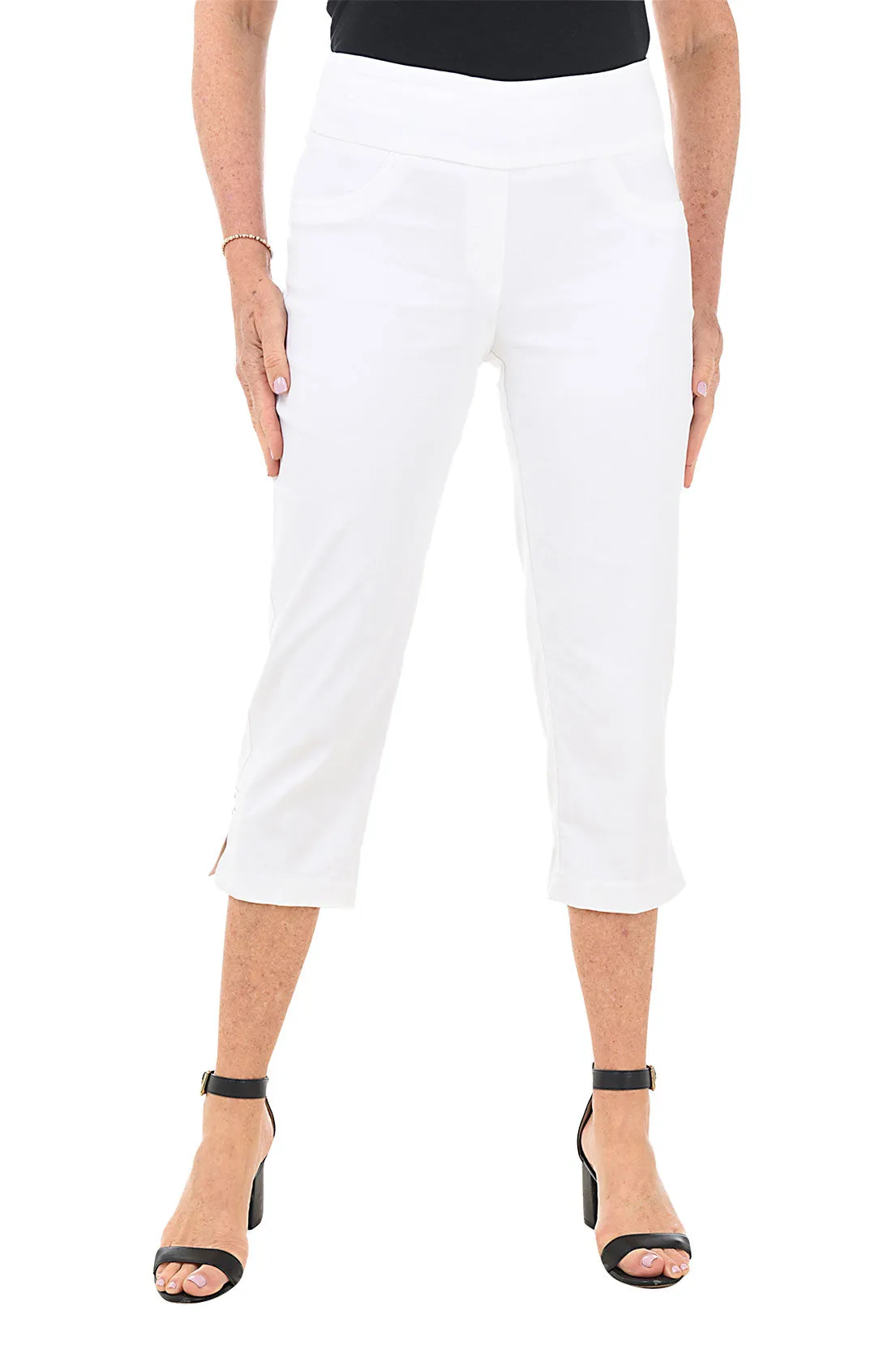 Simple Fit Pull-On Studded Lattice Hem Capri Pant