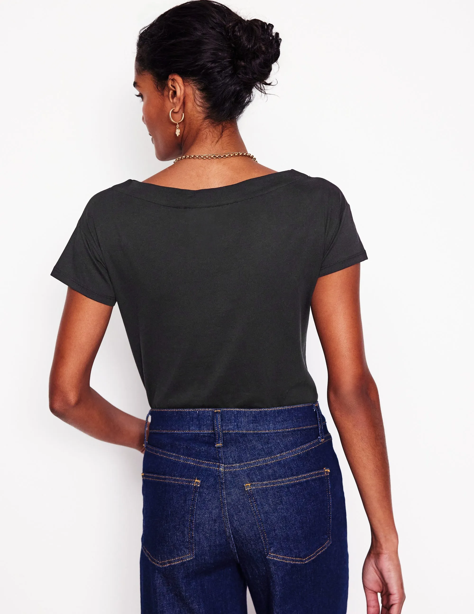 Supersoft Boat Neck T-Shirt-Black SnagResistant Fabric