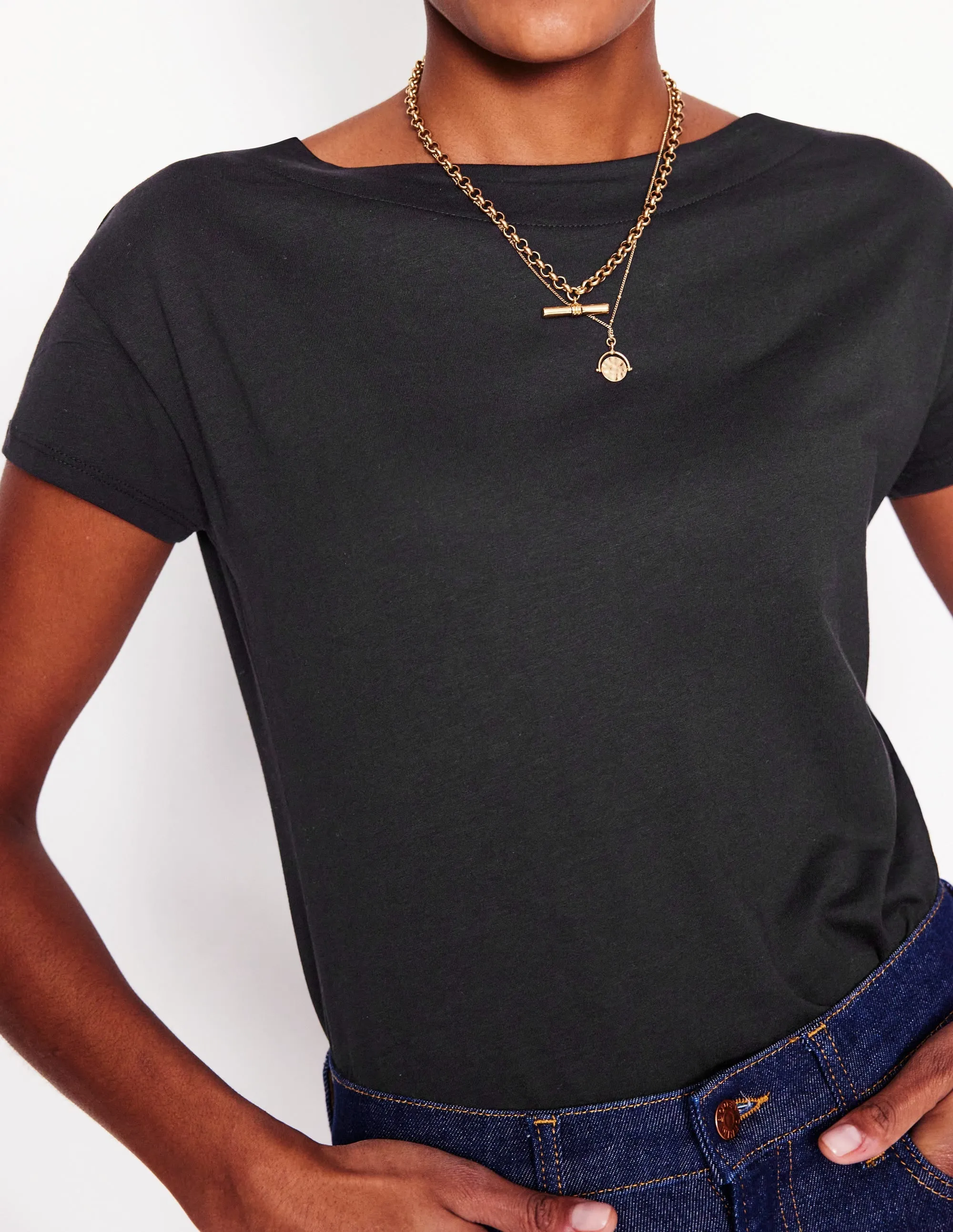 SeamFreeShoulder Supersoft Boat Neck T-Shirt-Black