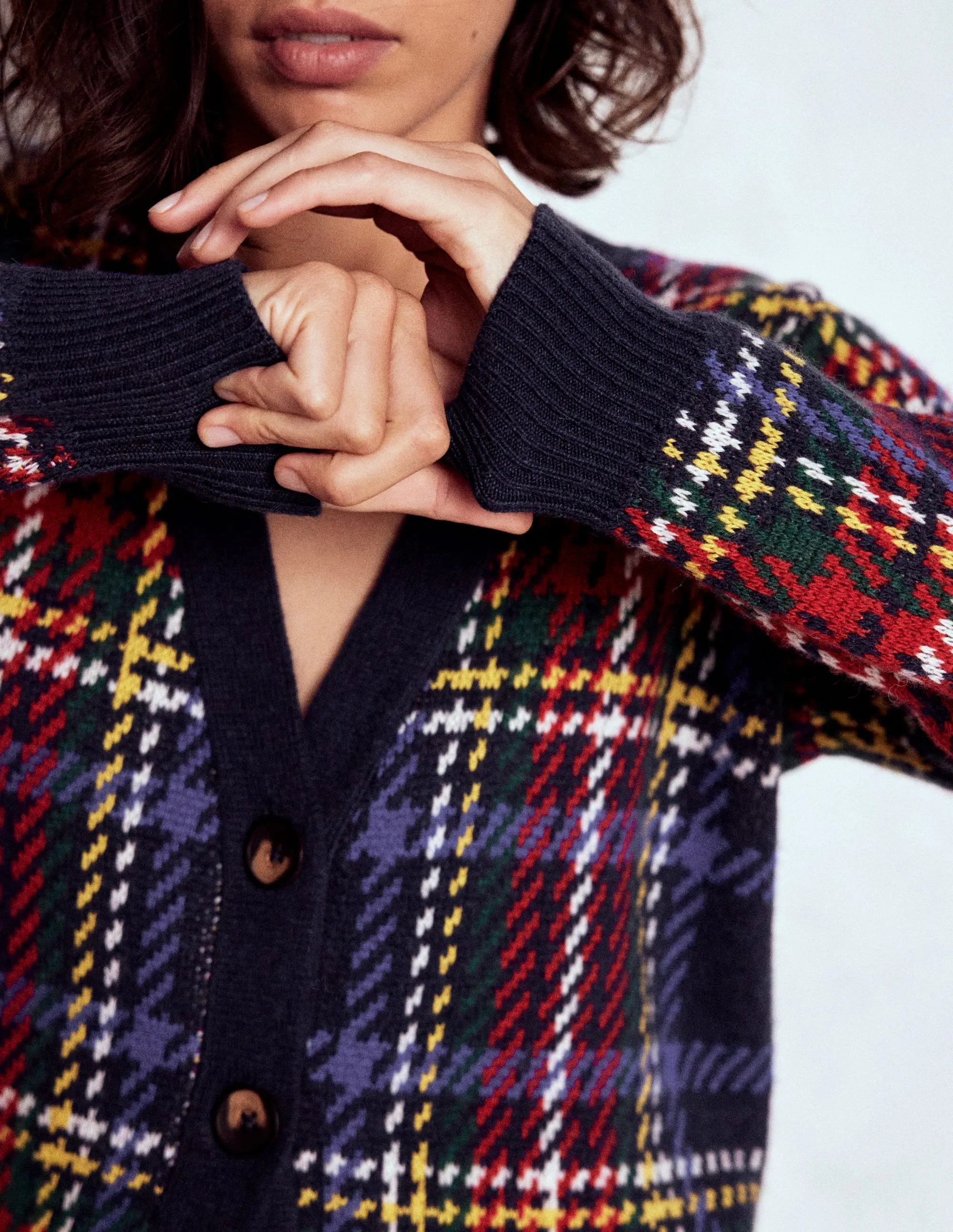 Quinn Boyfriend Cardigan-Navy, Green and Red Check Smart Layer Surface Pilling Resistant
