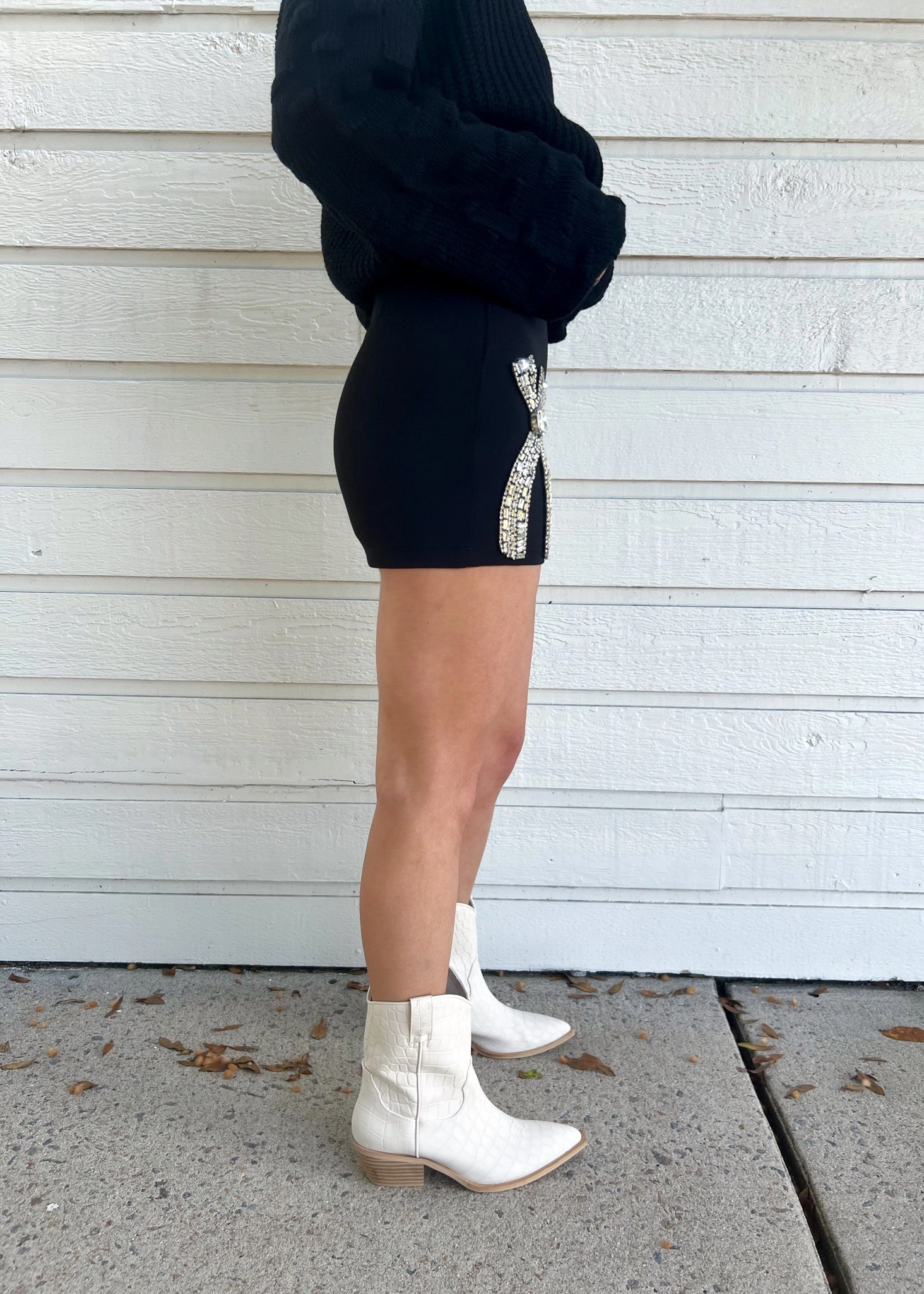 Slip Resistant Waistband Modern Chic MAUDE MINI SKIRT