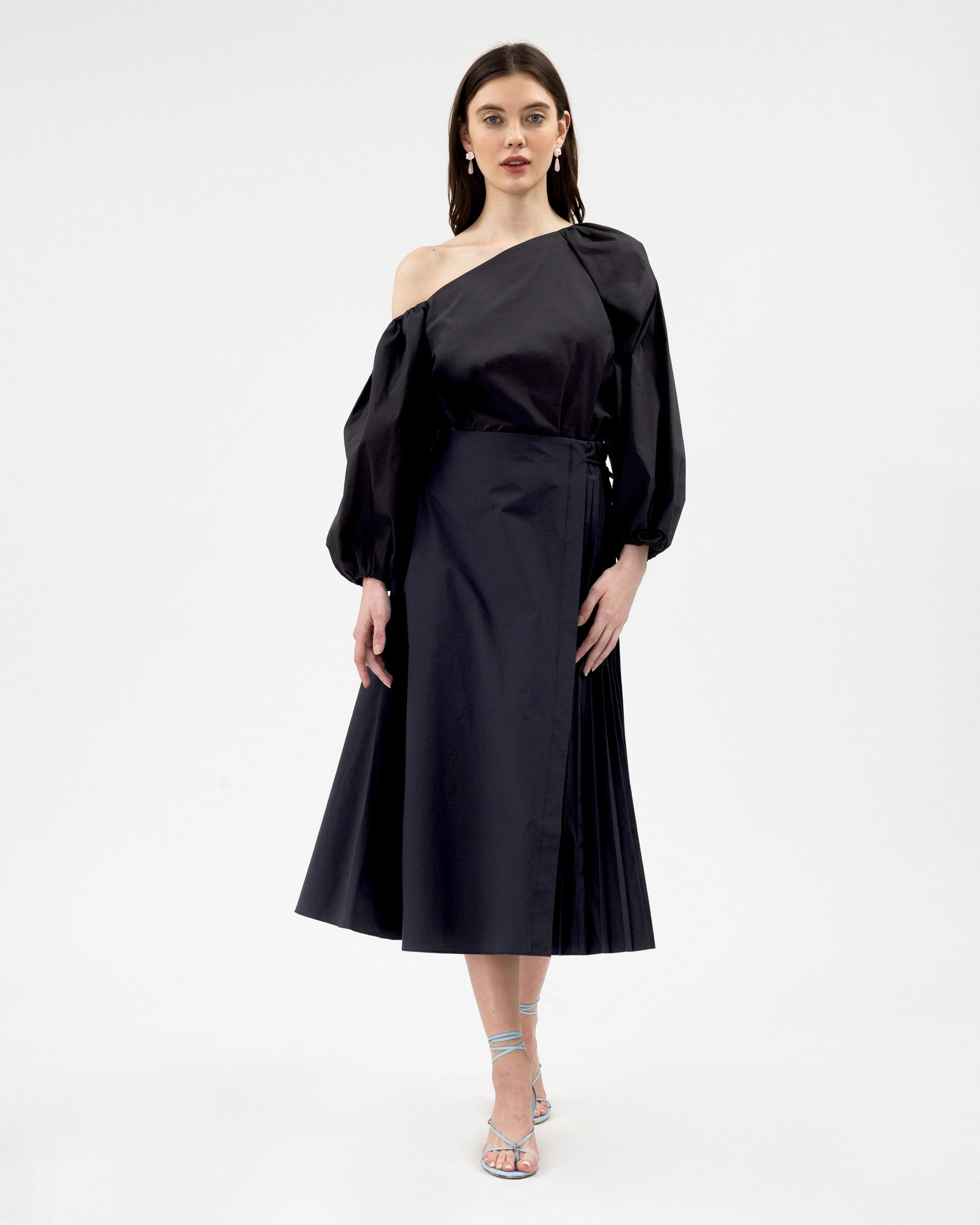 Simple Cut Air Circulation Shivon Skirt