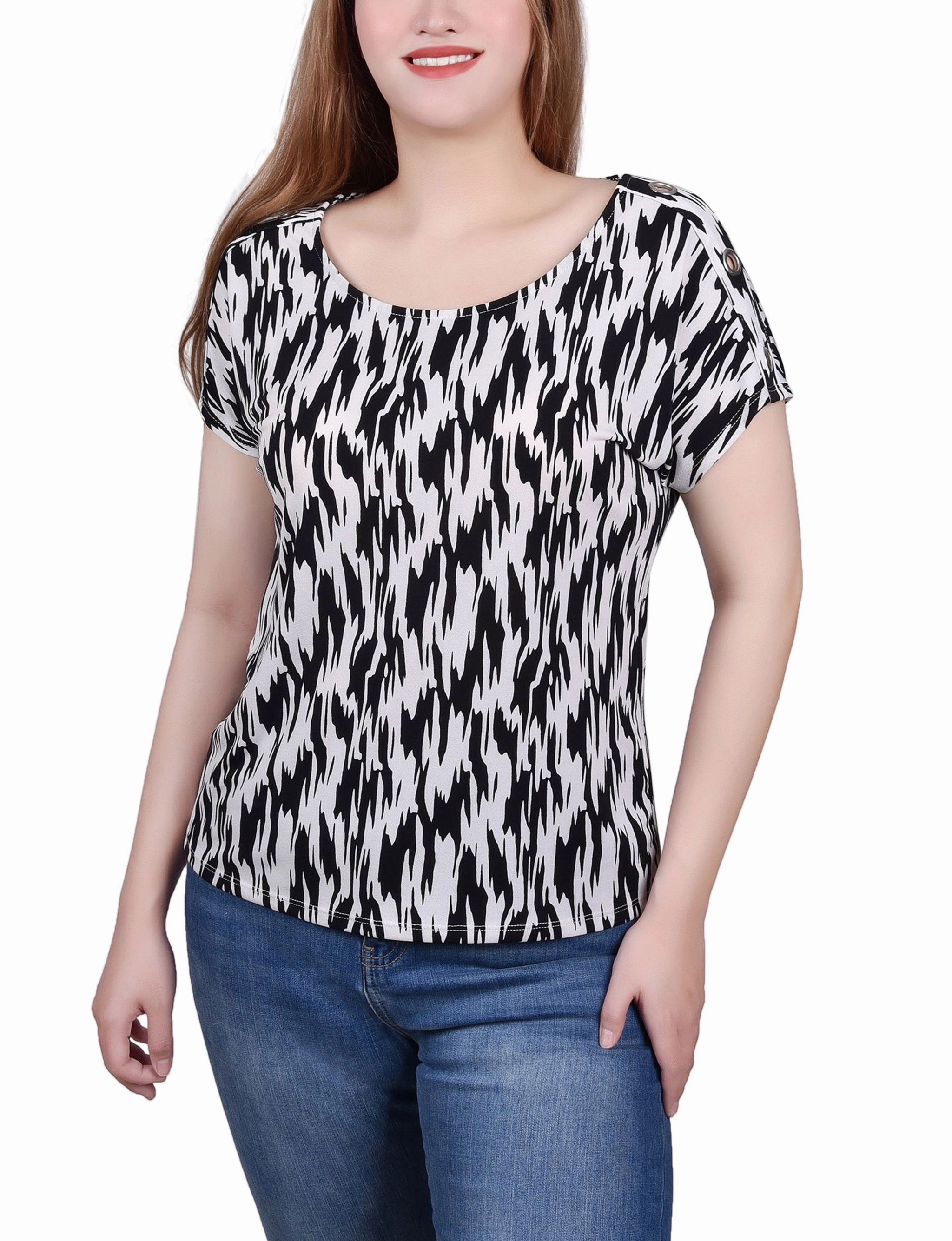 SnagResistant Daily Wear Petite Short Sleeve Extended Sleeve Tunic Top