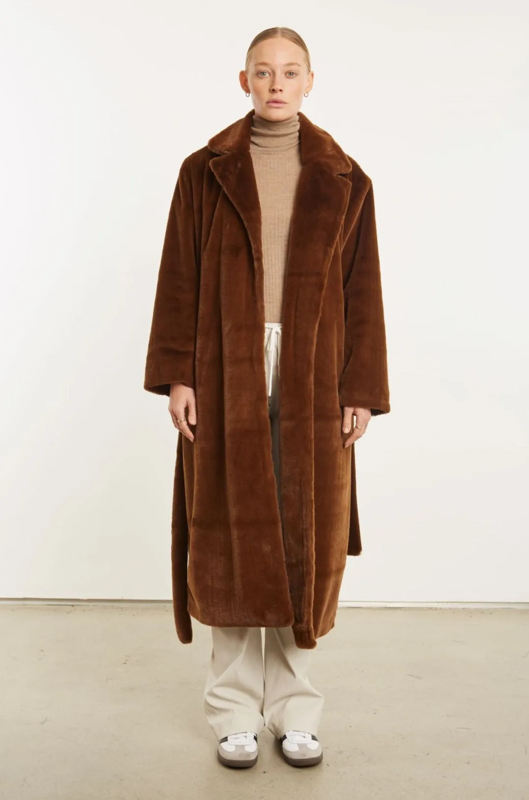 Brown Faux Fur Robe Tailored Silhouette