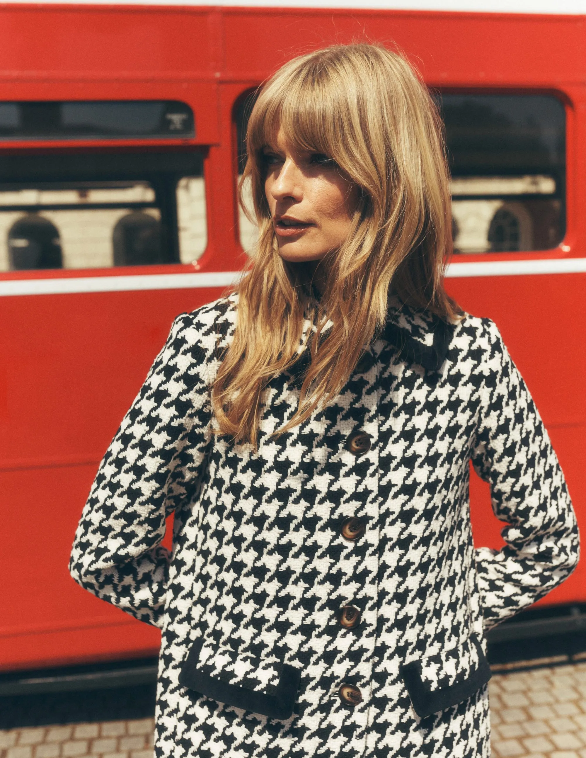 Edinburgh Swing Coat-Black Dogstooth Versatile Daily Layer Bonded Seam Technology