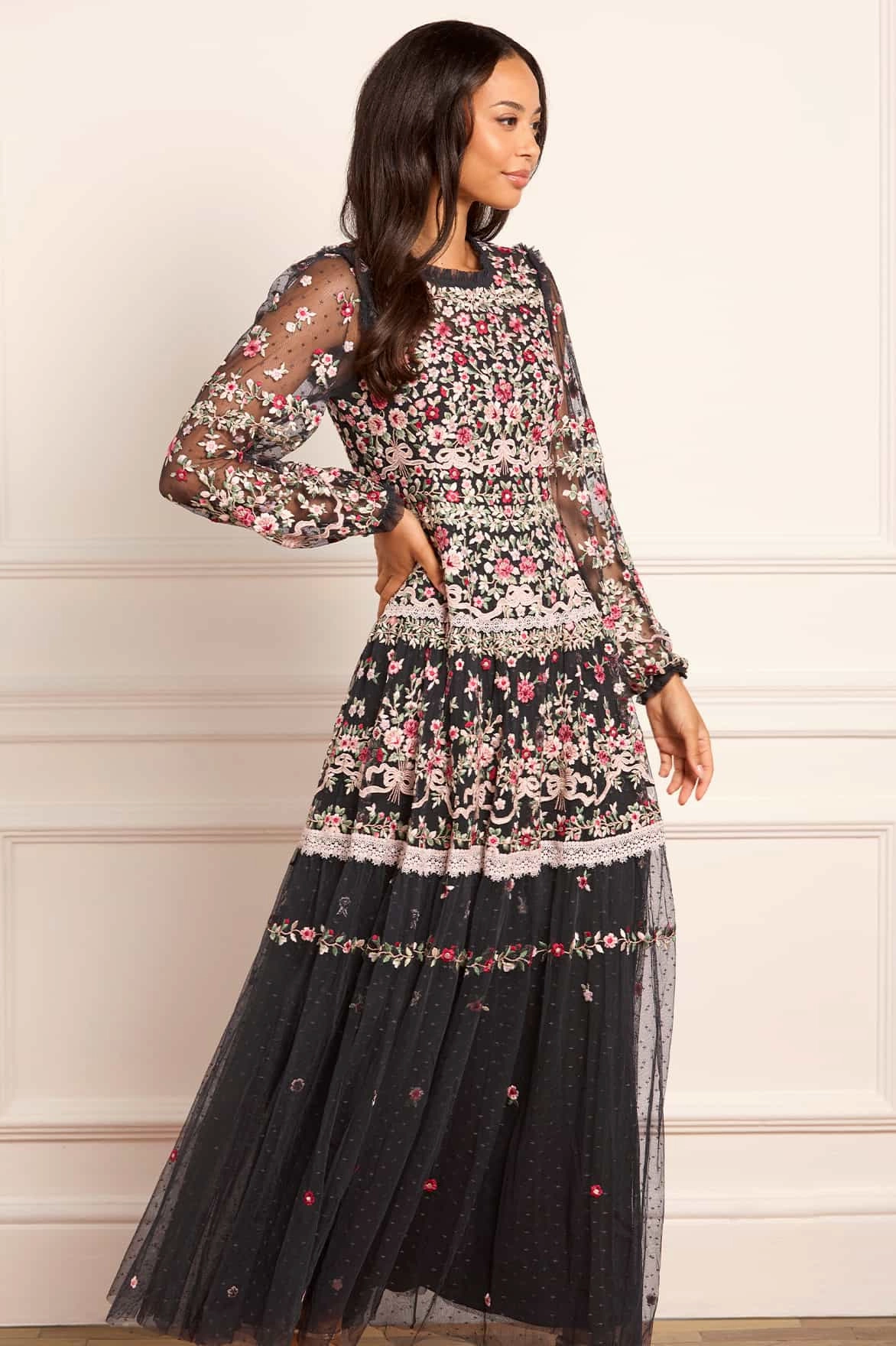 Party Safe Rooftop-Event Ribbon Bouquet Gown