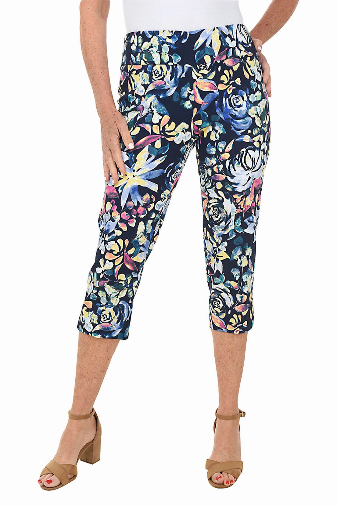 Fade Resistant Dye Hidden pockets Rose Petals Pull-On Crop Pant
