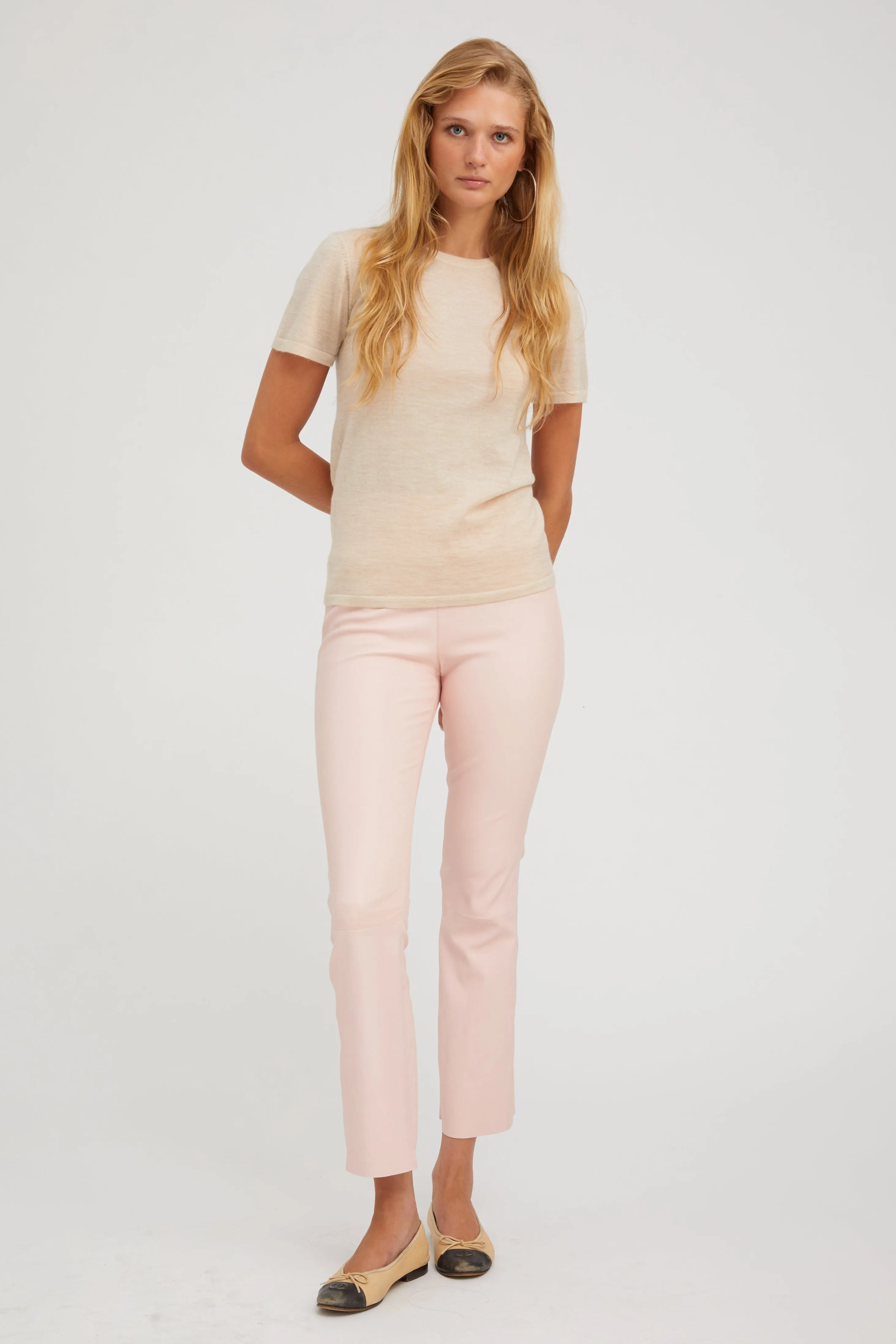 Stretch Fabric Sandstone Ultra Fine Cashmere Tee