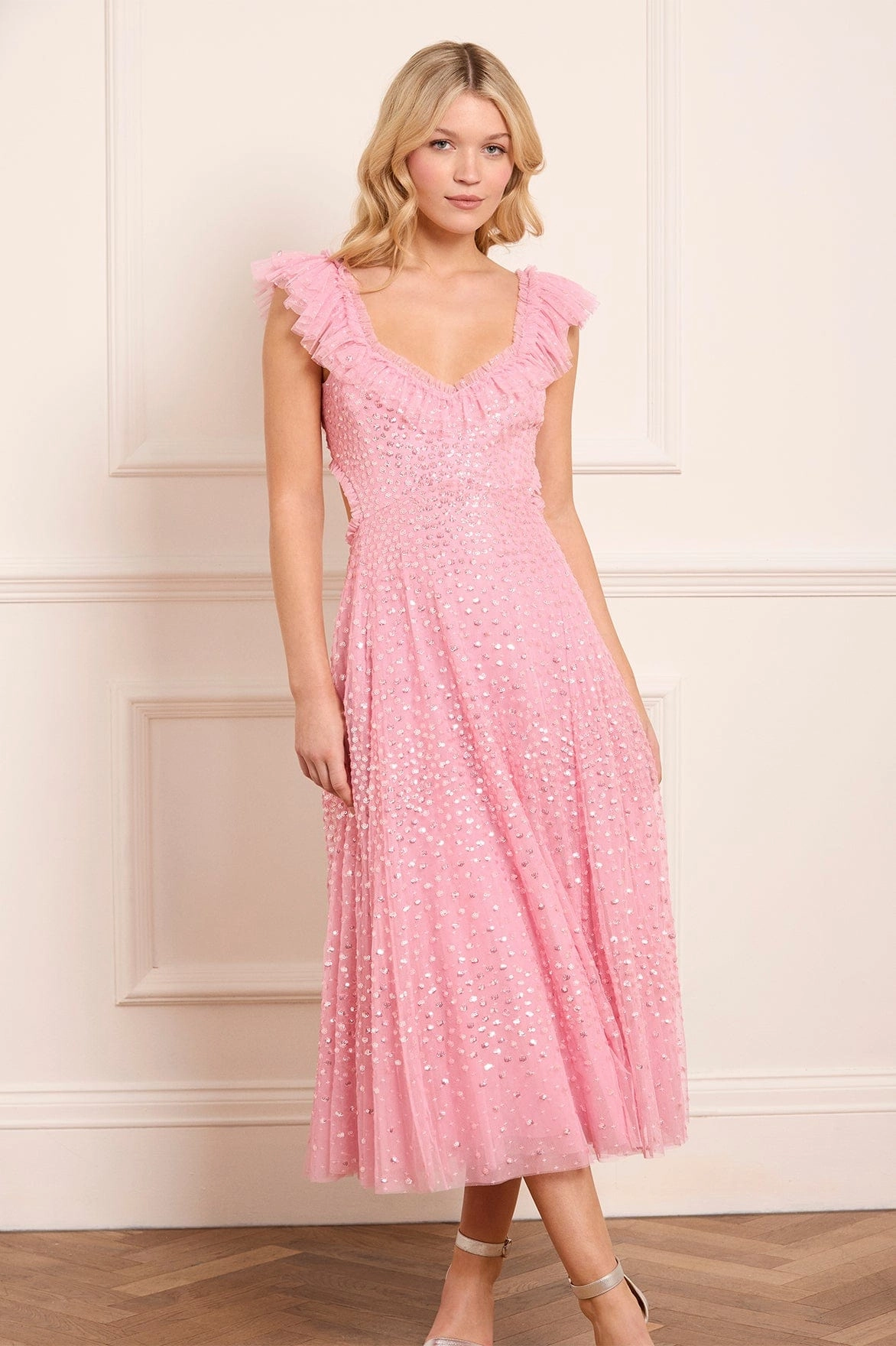 Soft Lines Scatter Dot Ruffle Backless Ballerina Dress