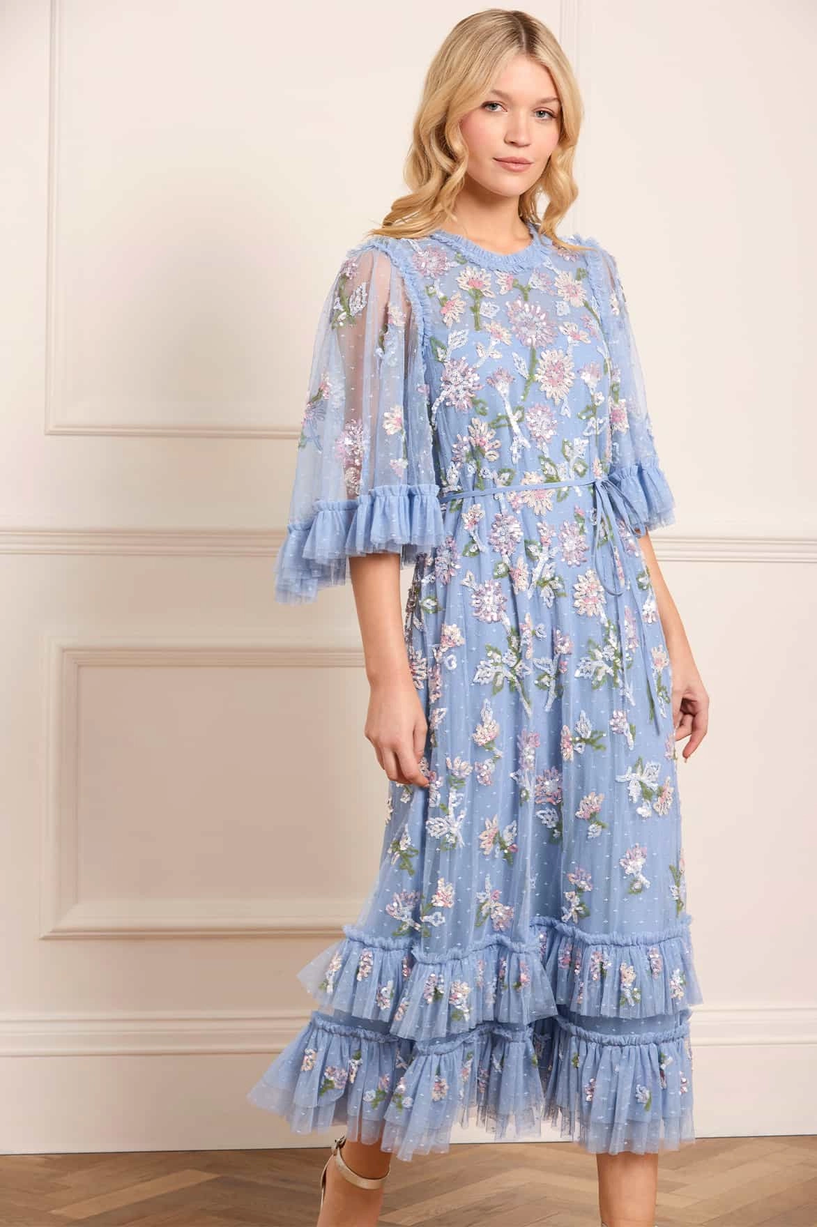 Sequin Dandelion Gloss Ballerina Dress Flowing Texture Seamless Finish