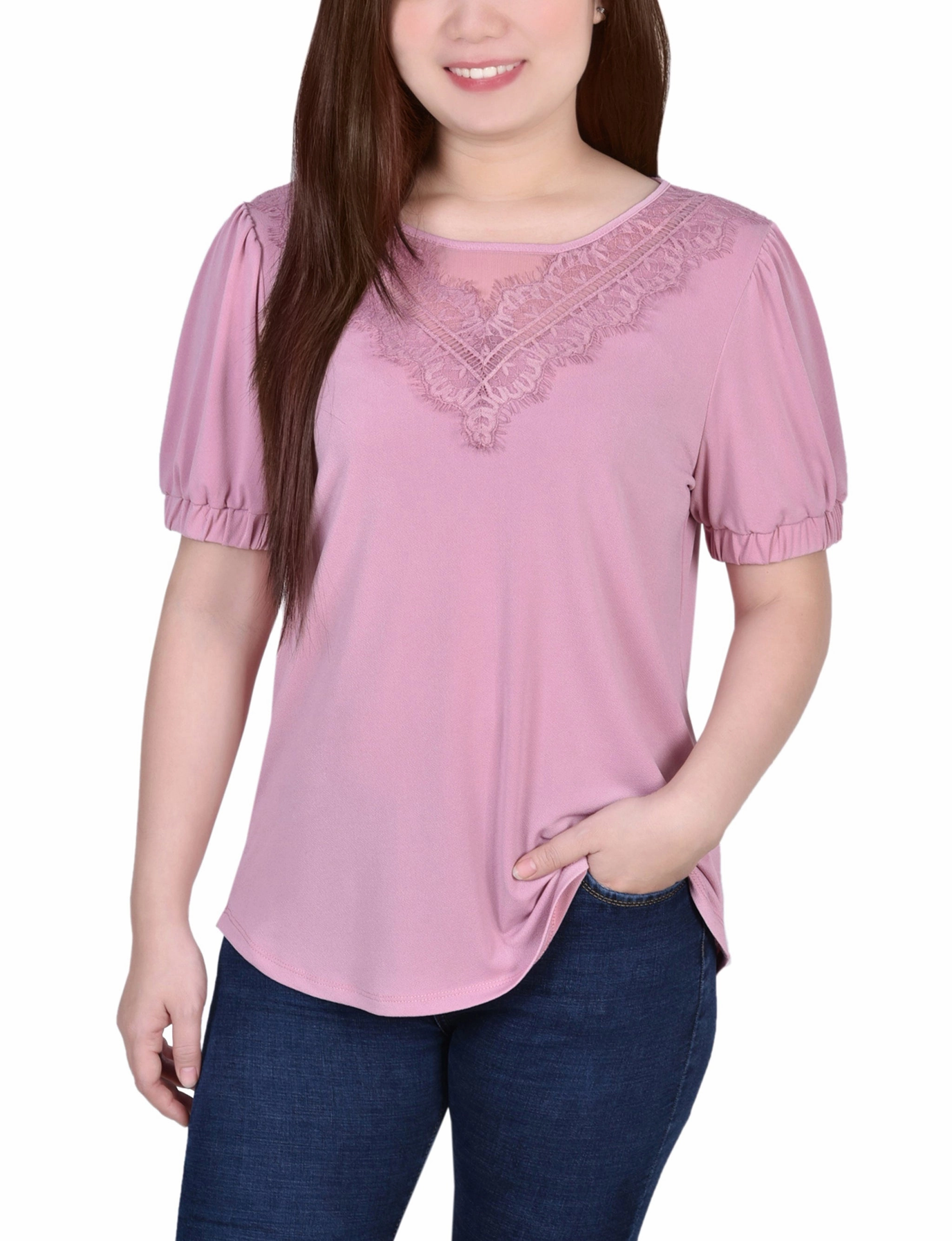AntiPillingTechnology NonRestrictive Cut Short Puff Sleeve Top With Lace