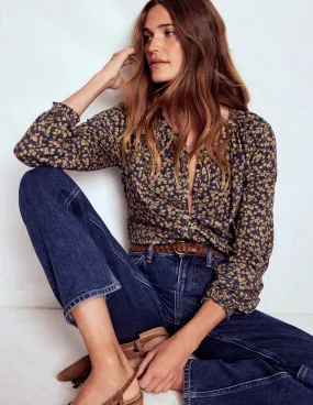 Isla Long Sleeve Jersey Shirt-Hazelnut Brown, Delicate Vine Flatlock Stitching Technique Flexible Cuffs