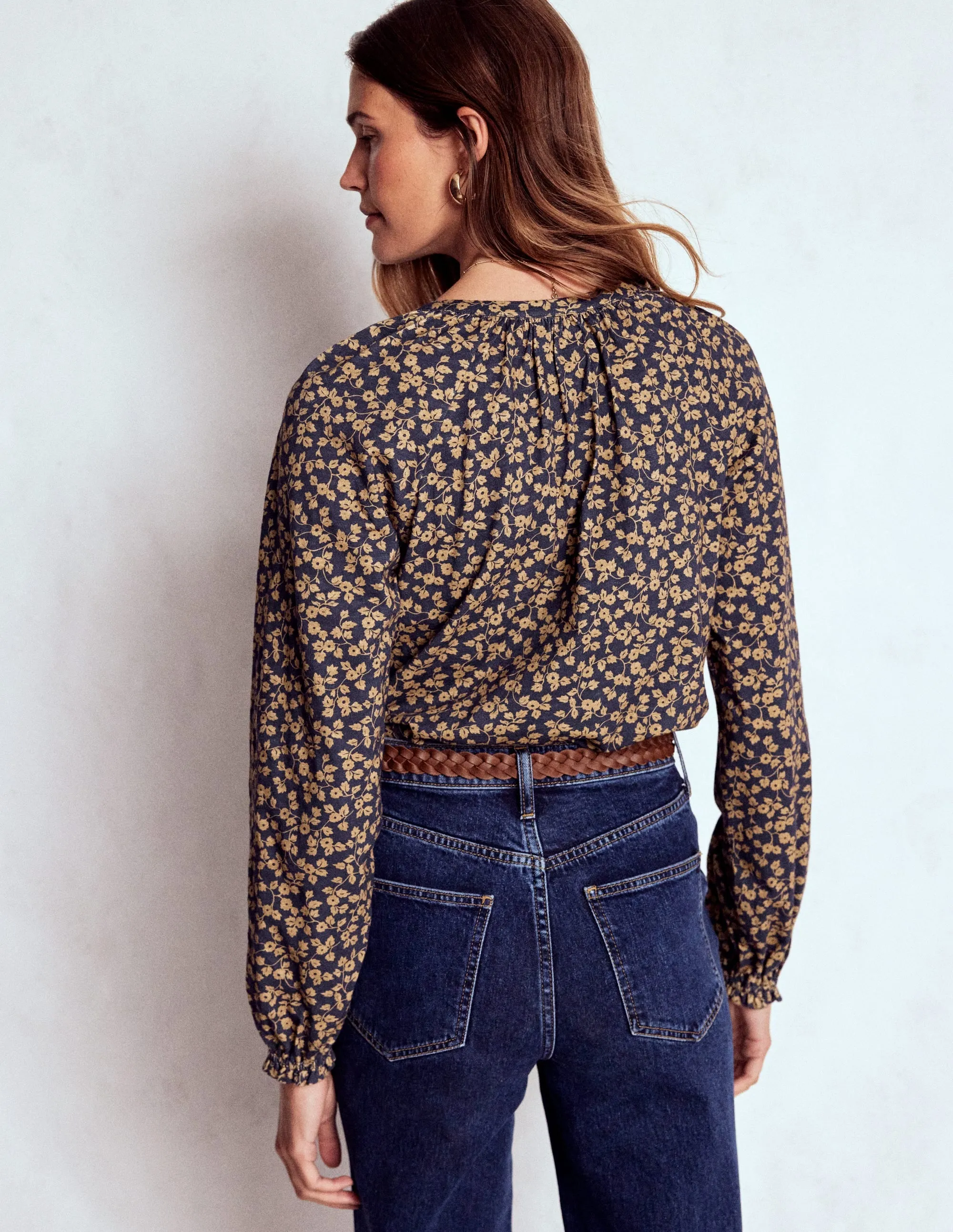 CompactSize AbrasionResistant Edging Isla Long Sleeve Jersey Shirt-Hazelnut Brown, Delicate Vine