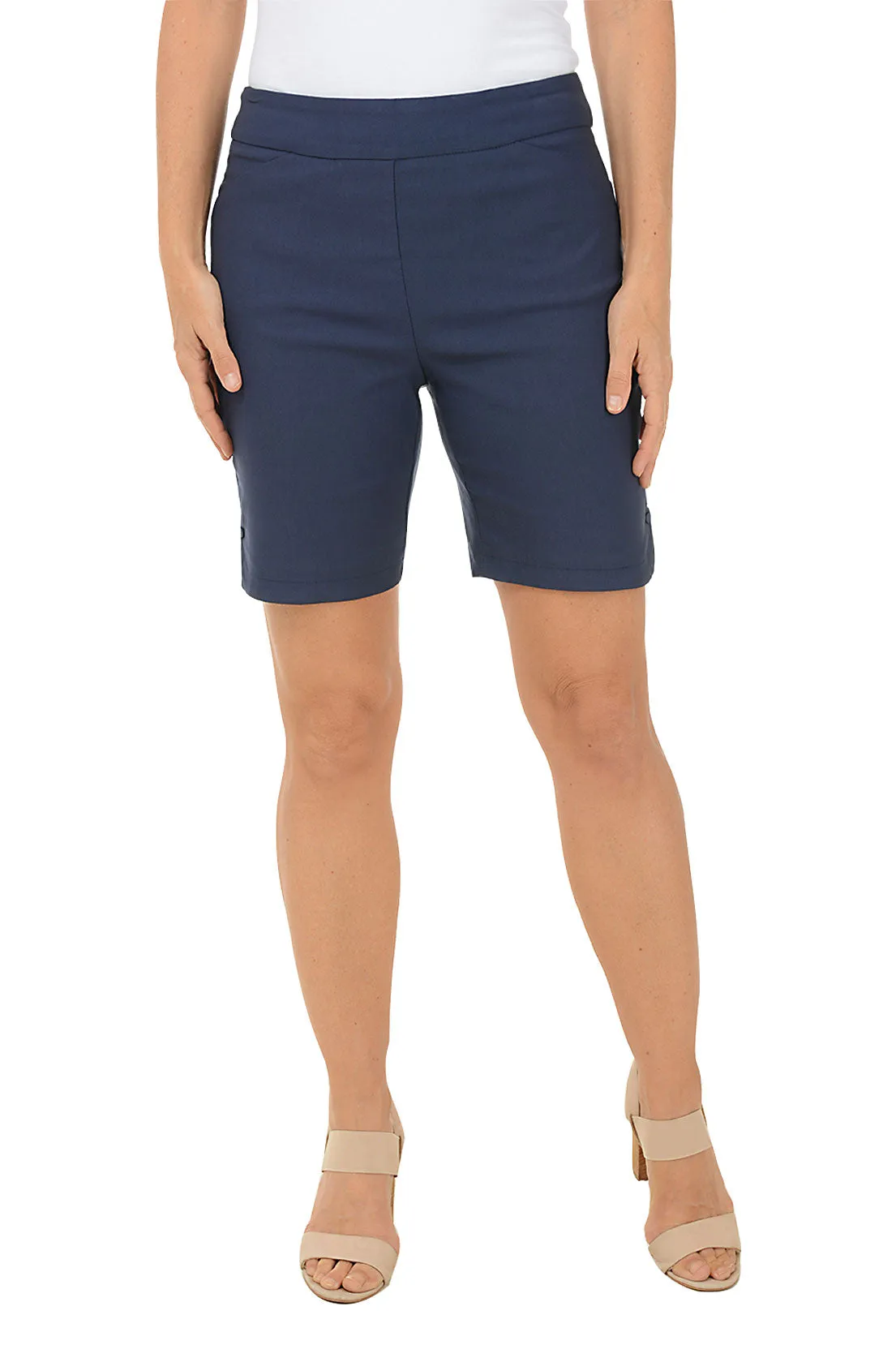 Snap Button Hem Pull-On Short All Day Fit