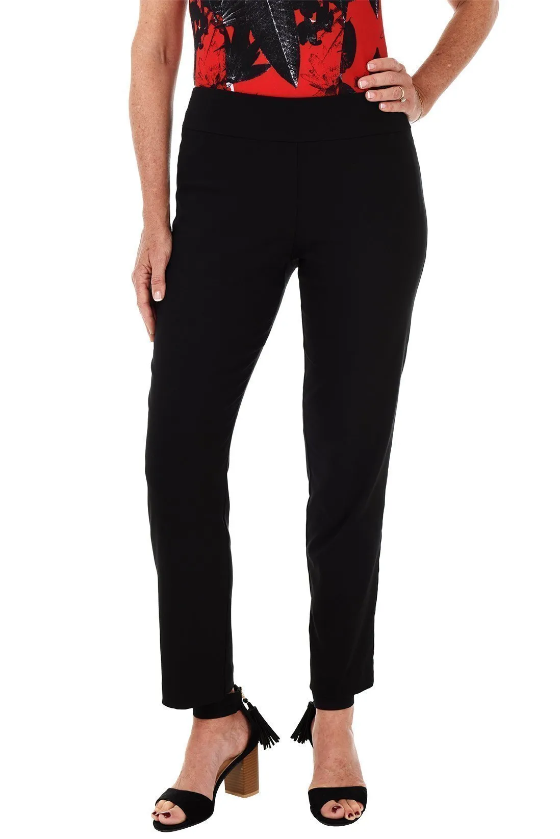 Side Pockets Classic Pull-On Ankle Pant