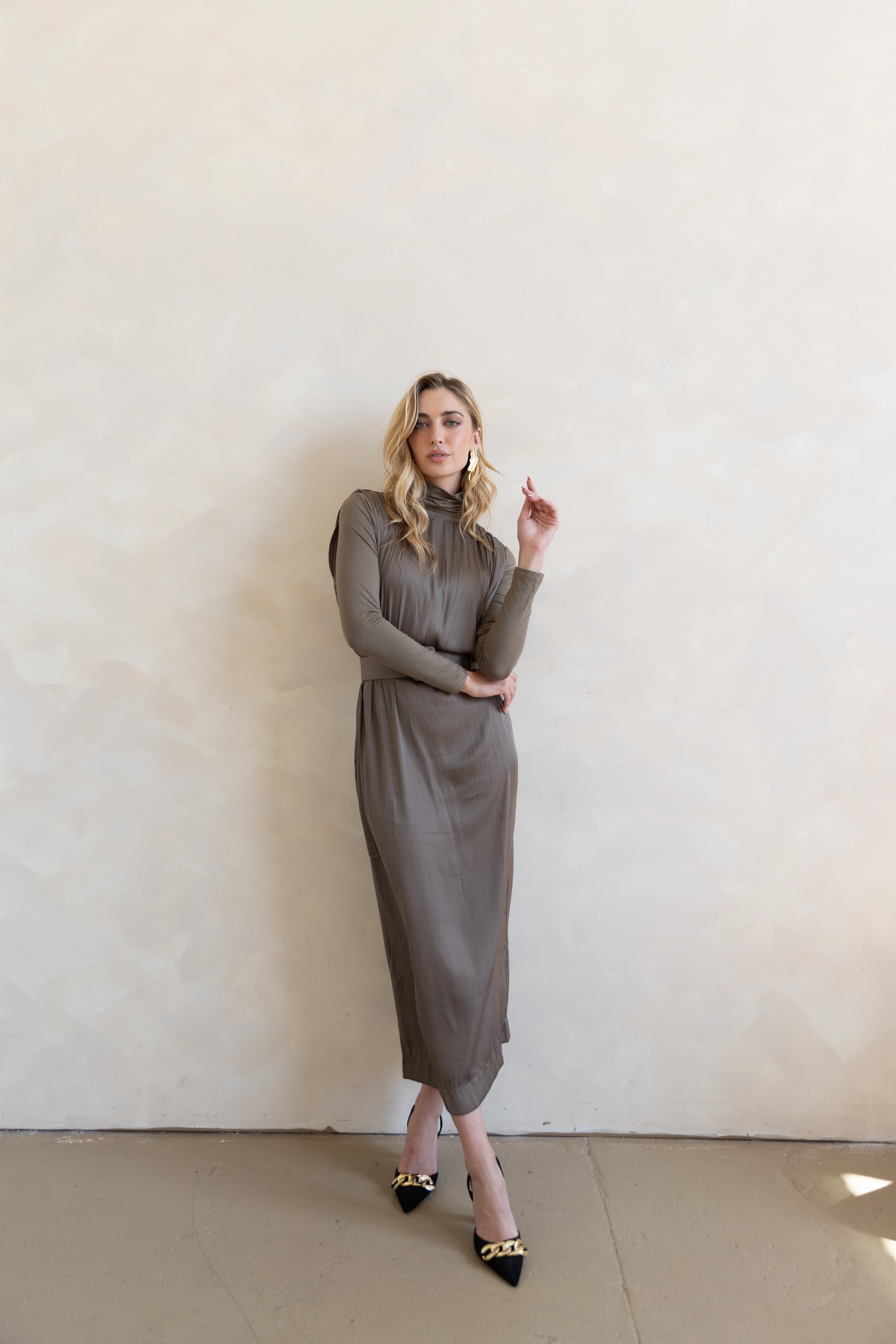 Flowy summer gown Bold Cut Serena Dress