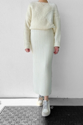 ALLISON MAXI SKIRT Fresh Fit Chill Look