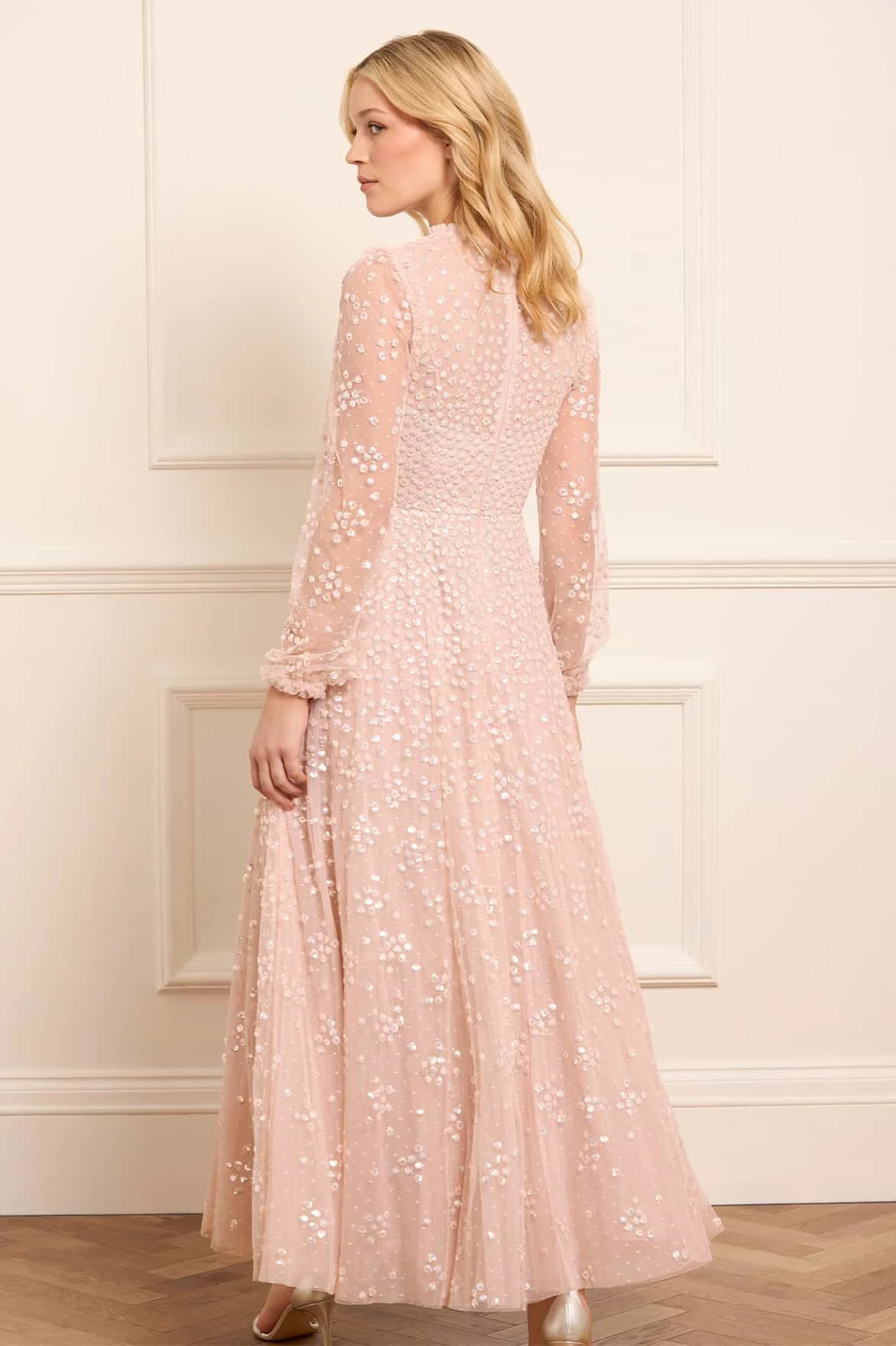 Fashion Layer Resort-Wear Leila Dot V-Neck Ankle Gown