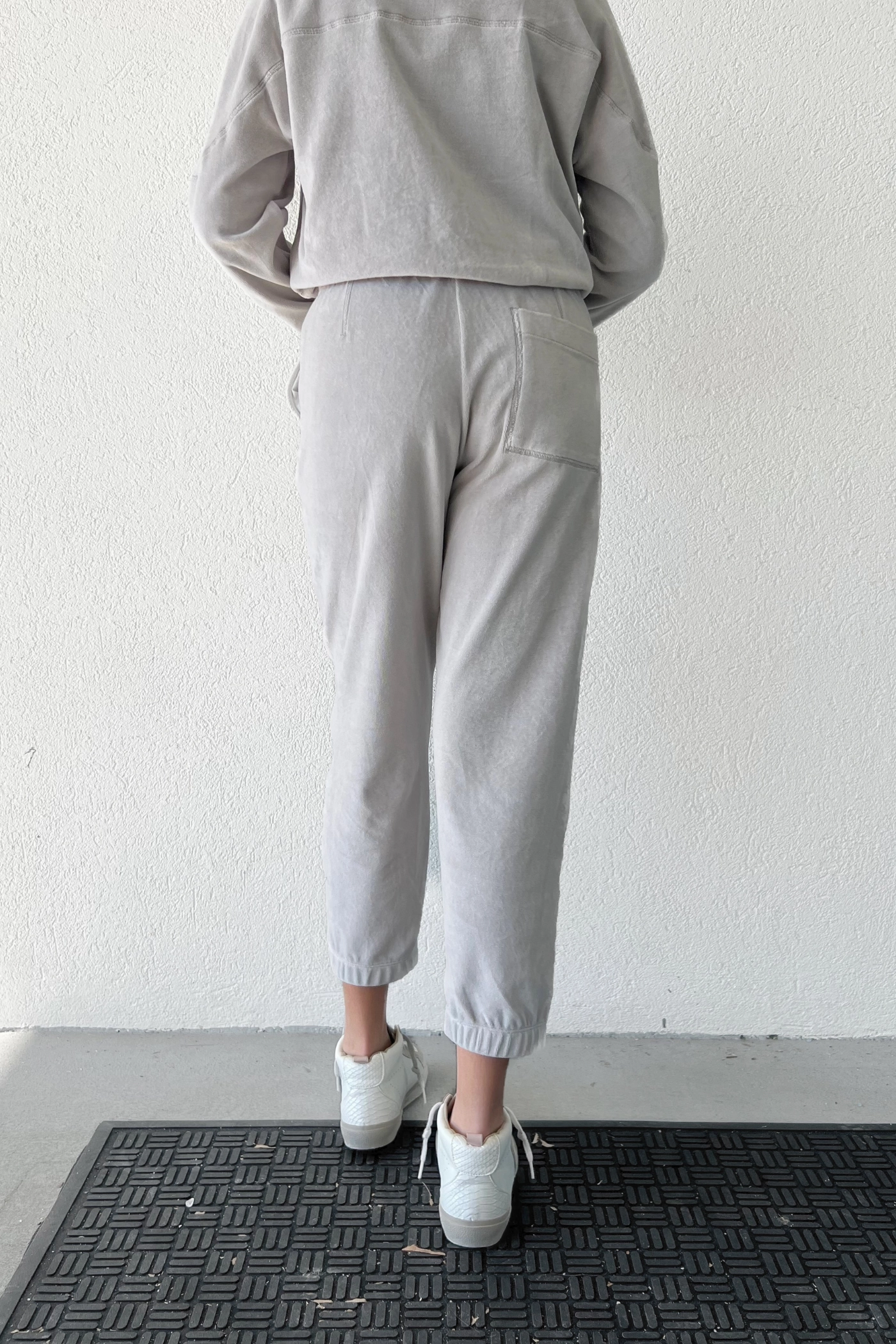 Modern Layer Loose Fit ASHLEY VELVET JOGGERS