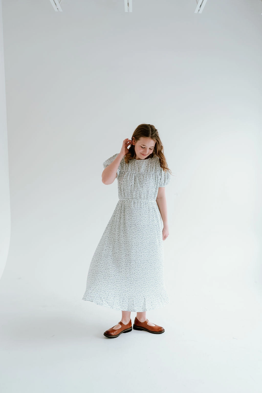 Mari Dress Modern Motion