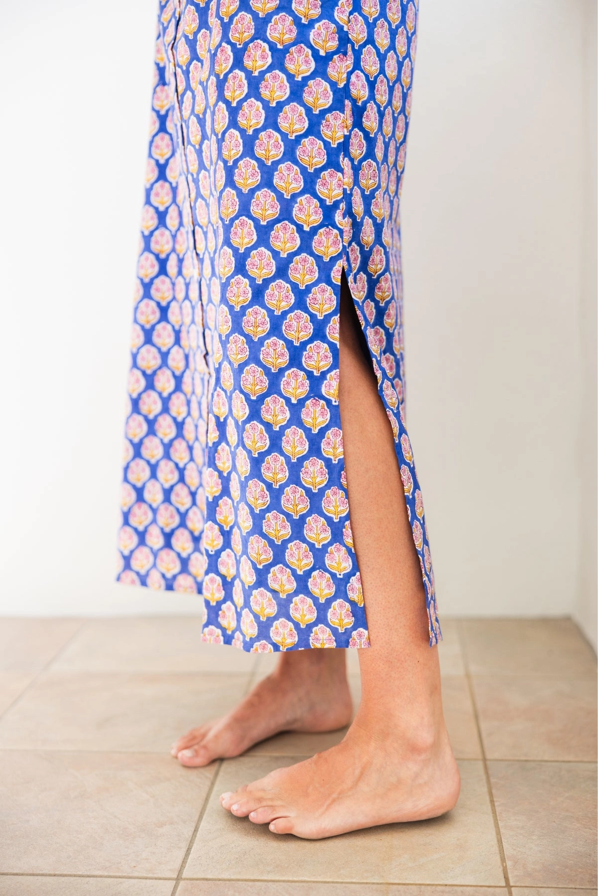 Feminine Line Casual Style St. Ives Dress Scattered Bouquets