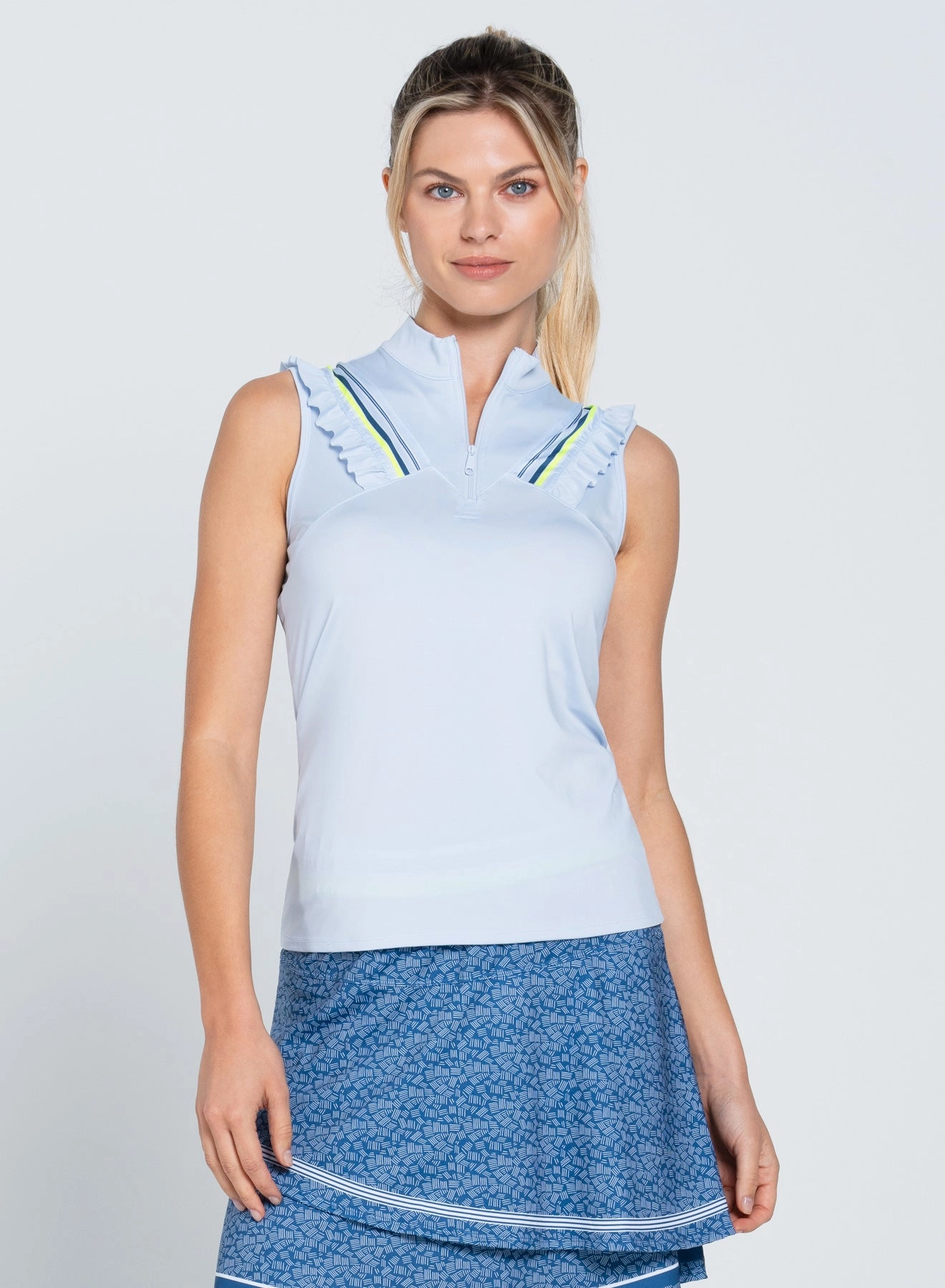 summer look Steel Going Zip Tank