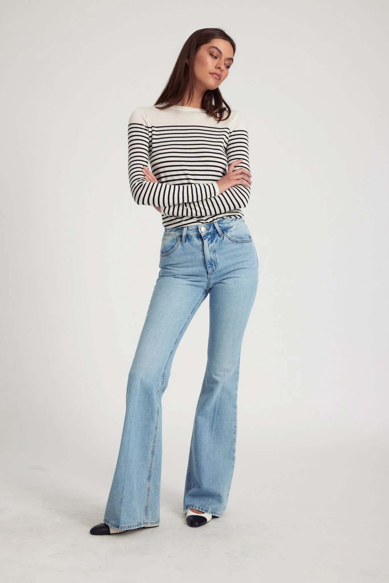 LayeredCuff OdorResistant Coating Striped Ivory Cashmere Fitted Crew Neck Sweater