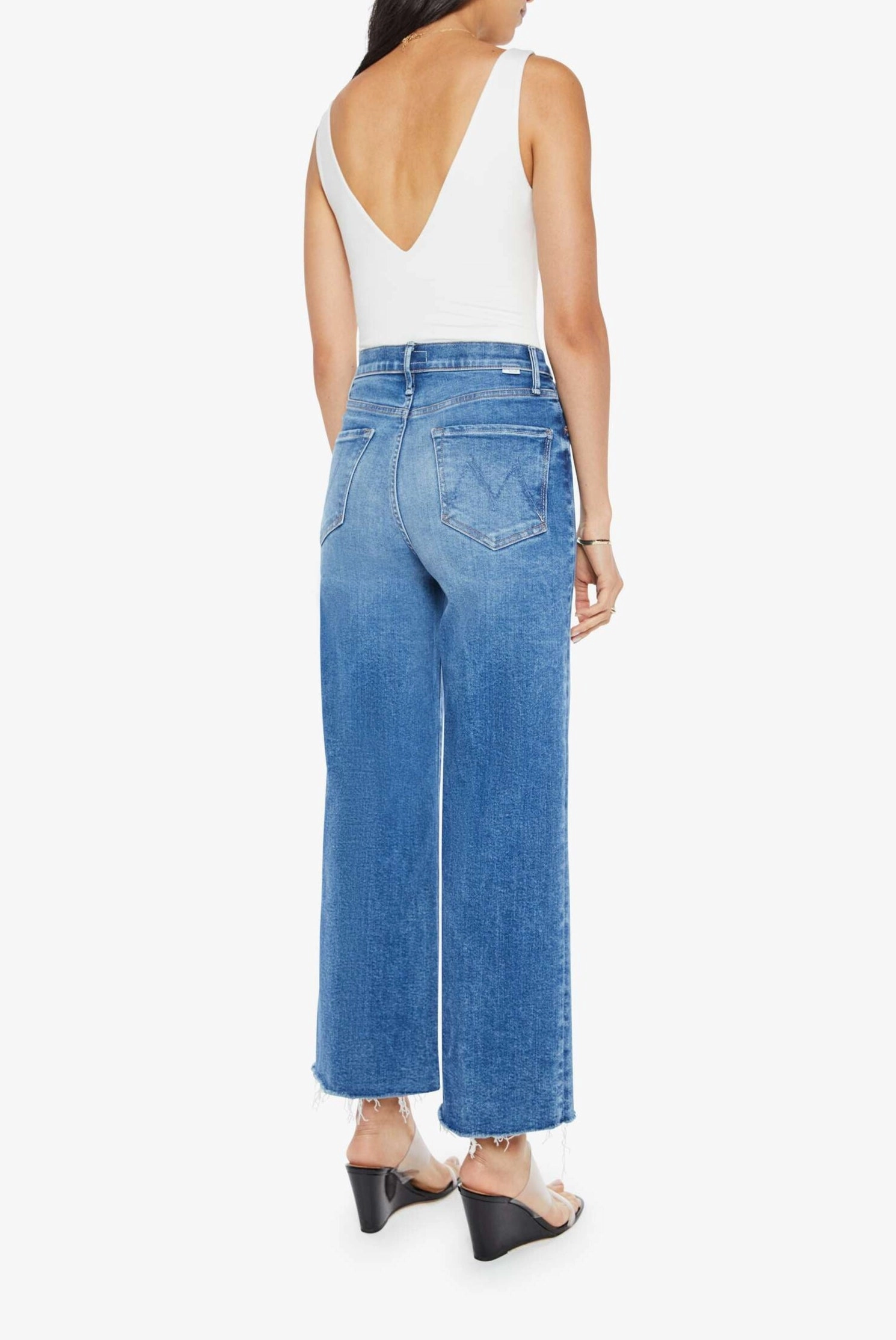 Year Rounder Balanced Wardrobe Maven Ankle Fray in Bitchin