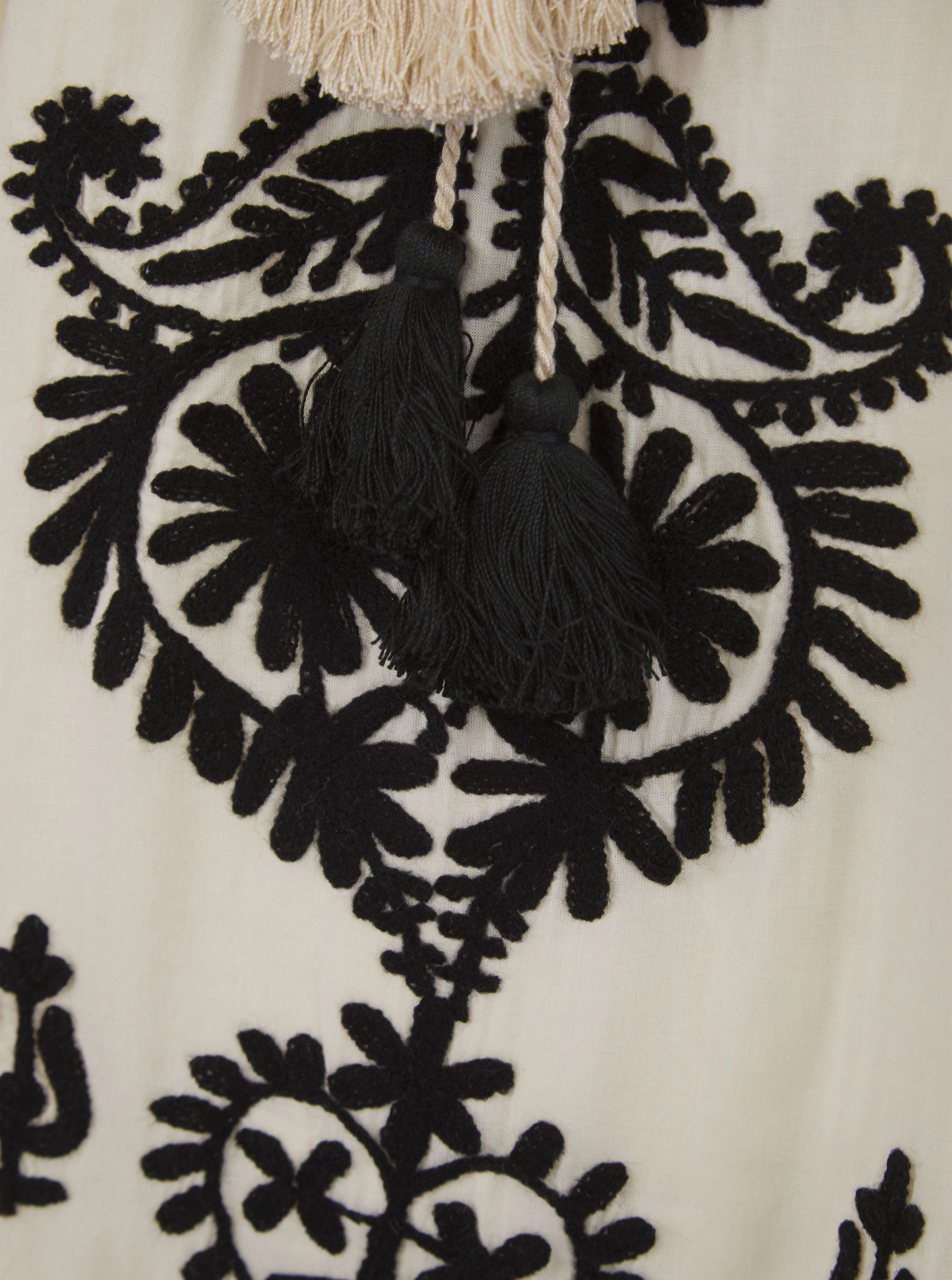 Subtle Flow Aggie Dress Pearl/Black