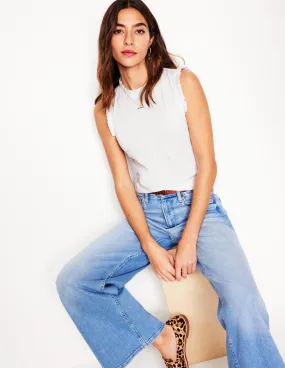 Adjustable Hem Cuff EcoCertified Supersoft Frill Detail Vest-White