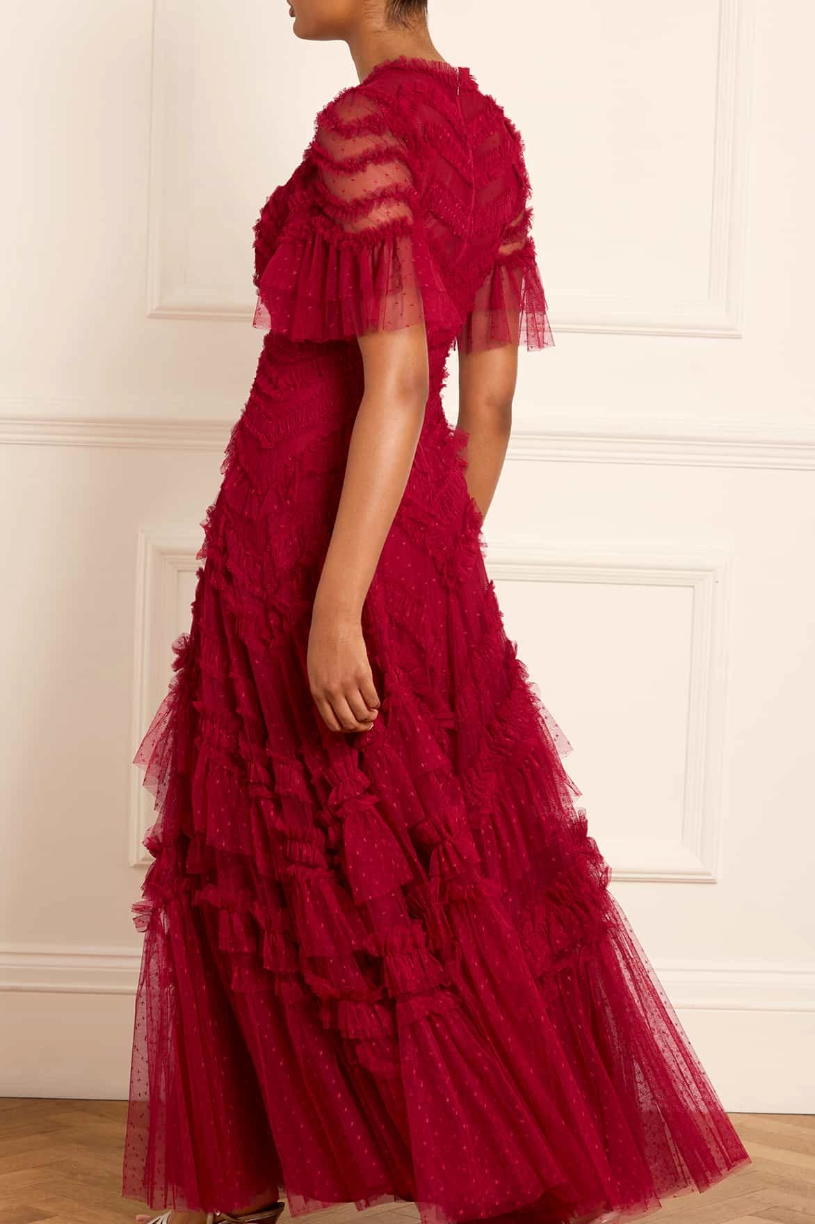 Tailored Layers Elia Short Sleeve Gown