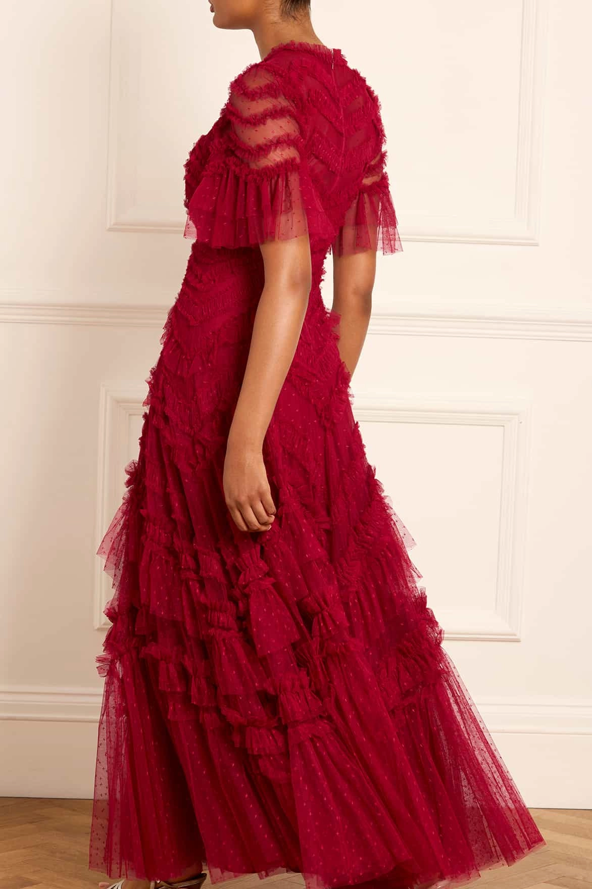 London Cool Travel Friendly Elia Short Sleeve Gown