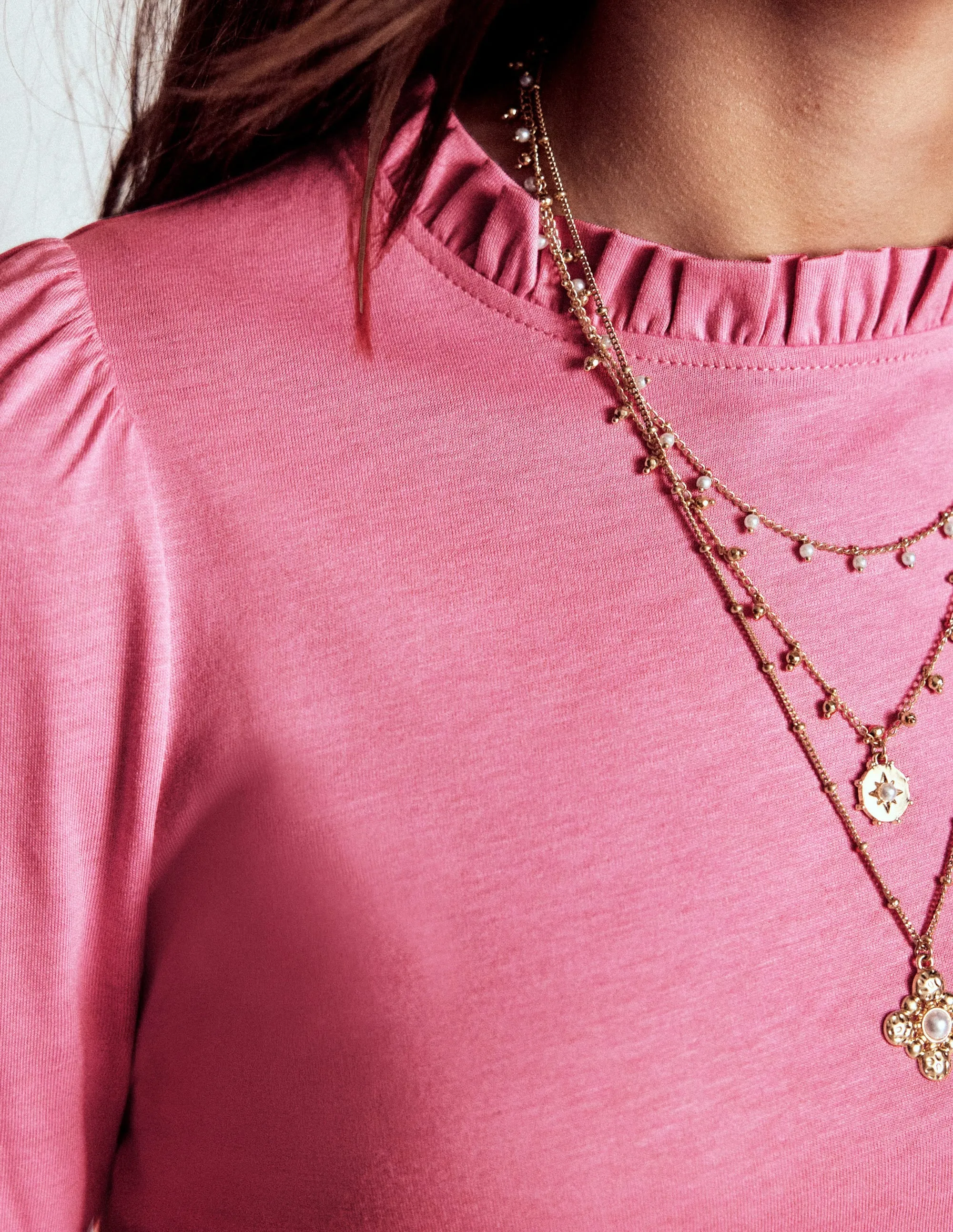 Supersoft Frill Detail Top-Formica Pink Cooling Technology SnagResistant Fabric