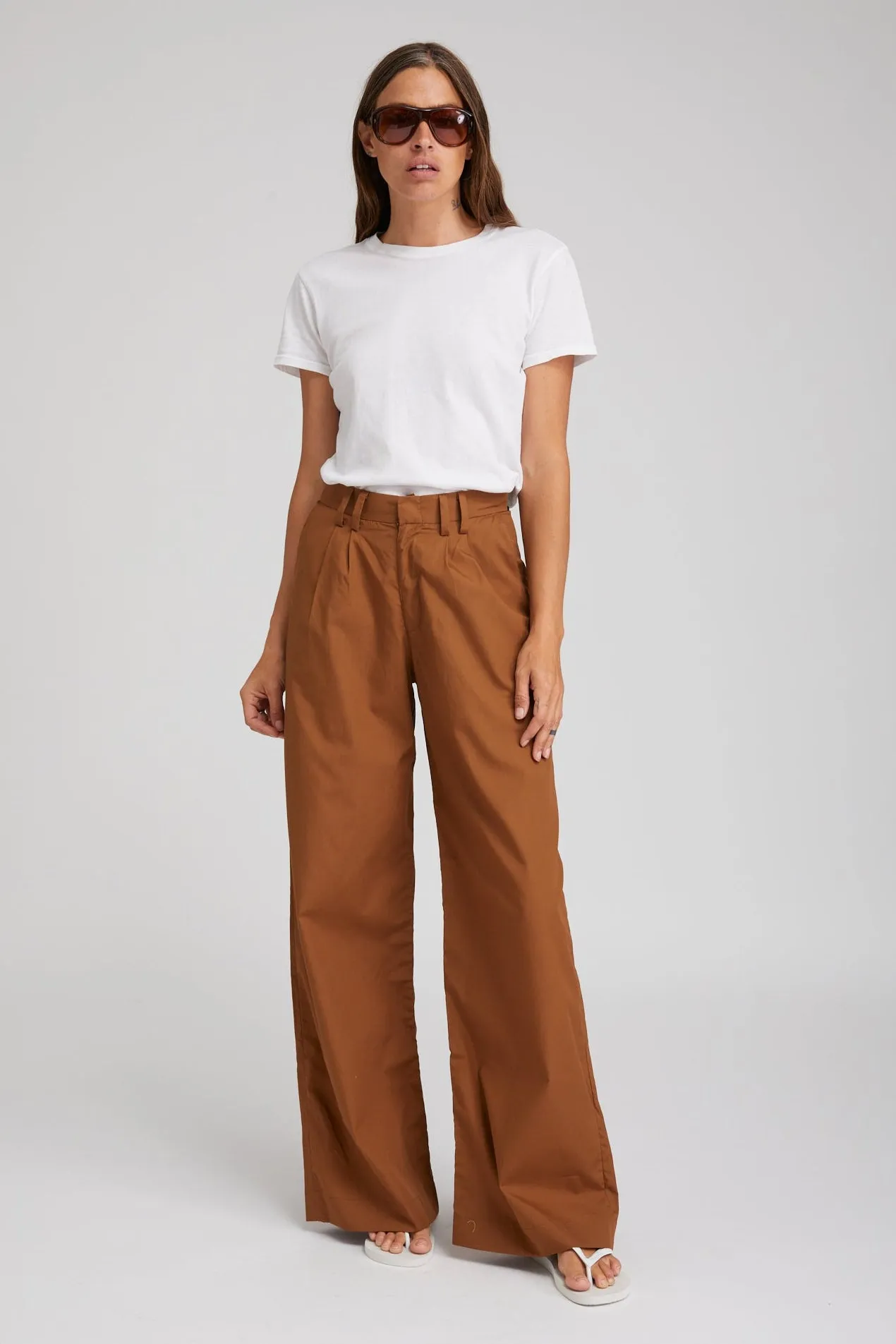 Durable Utility Moisture wicking Espresso Cotton Poplin Pleated Trousers