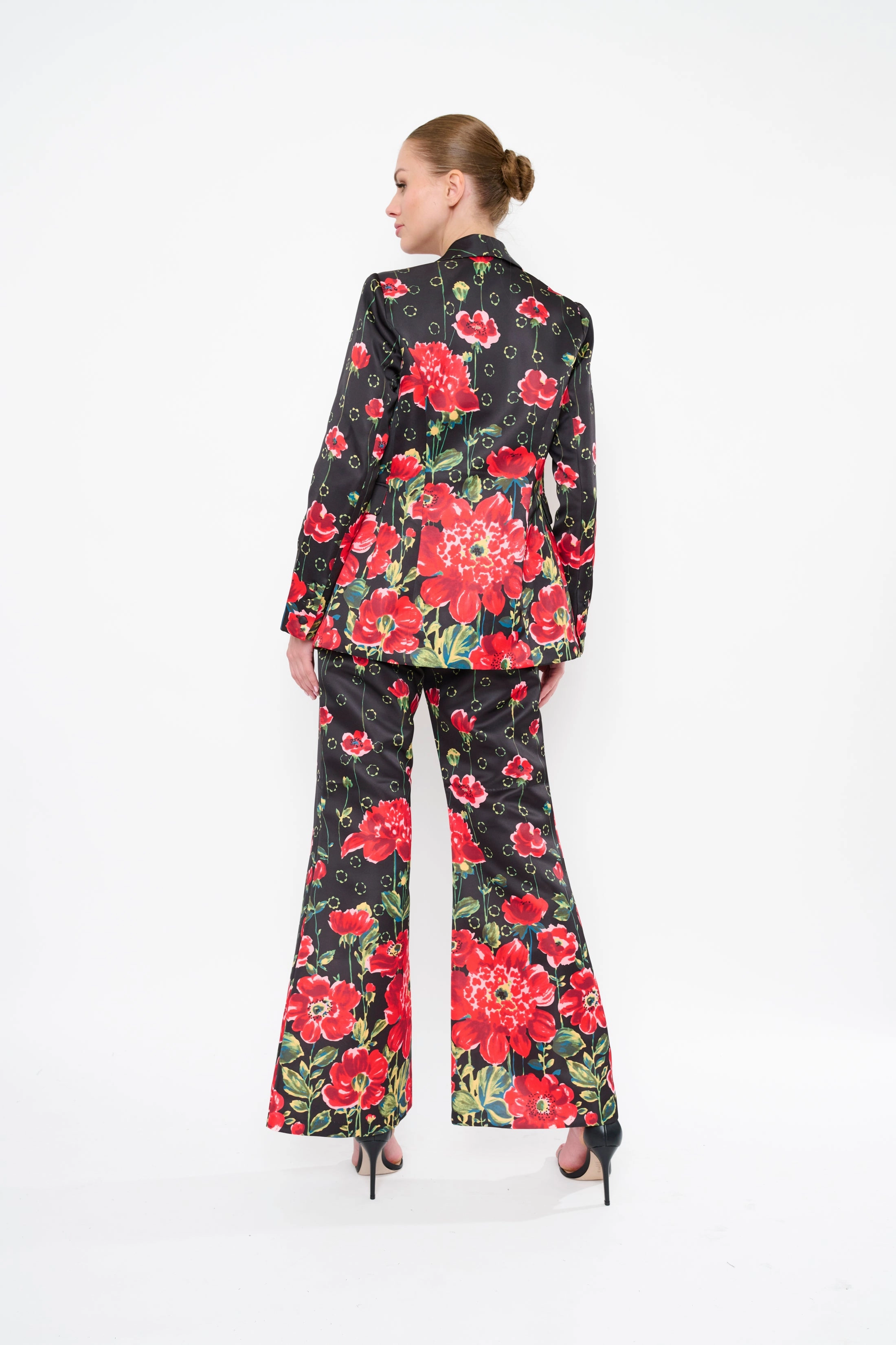 Selena Pant in Django Easy Fit Design