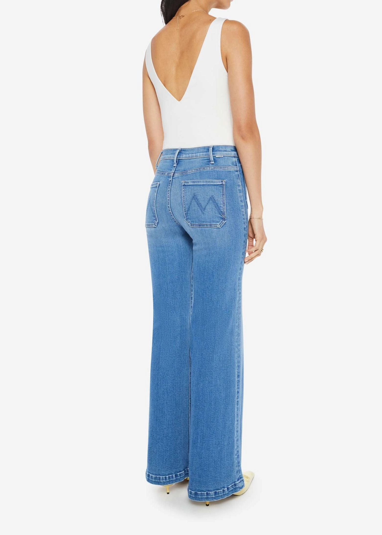 The Hustler Roller Patch Pocket Sneak in Piece By Piece Cool And Clean Light Outfit