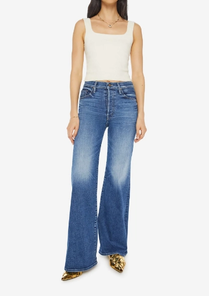 The Tomcat Roller Sneak in Sixth Sense Vintage Lover Teen Outfit