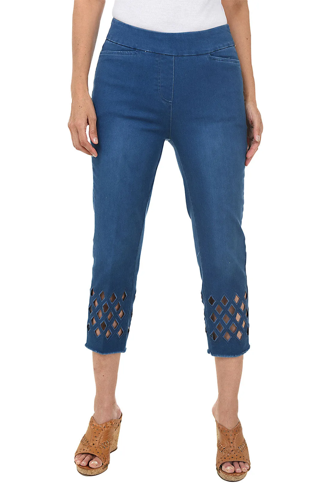 Fashion Layer Functional Comfort Diamond Eyelet Denim Capri Pant