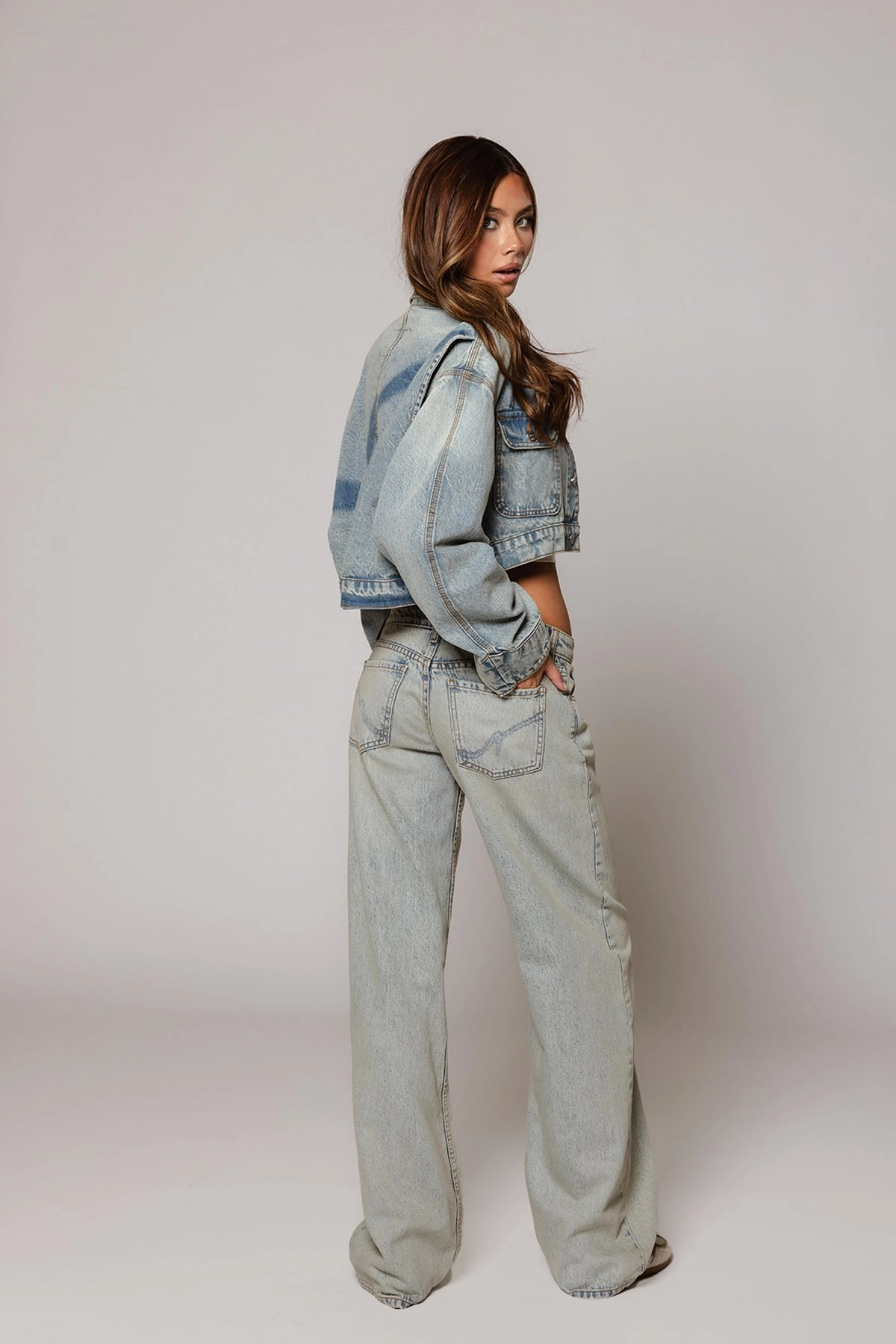 Minimal Fit Durable Twill TLC / GLACIER